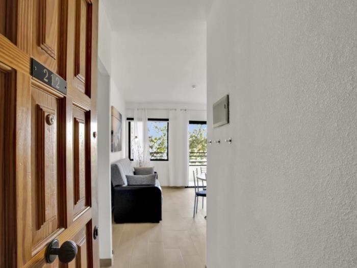 212 Elegant, renovated, confortable Playa Paraiso view 5
