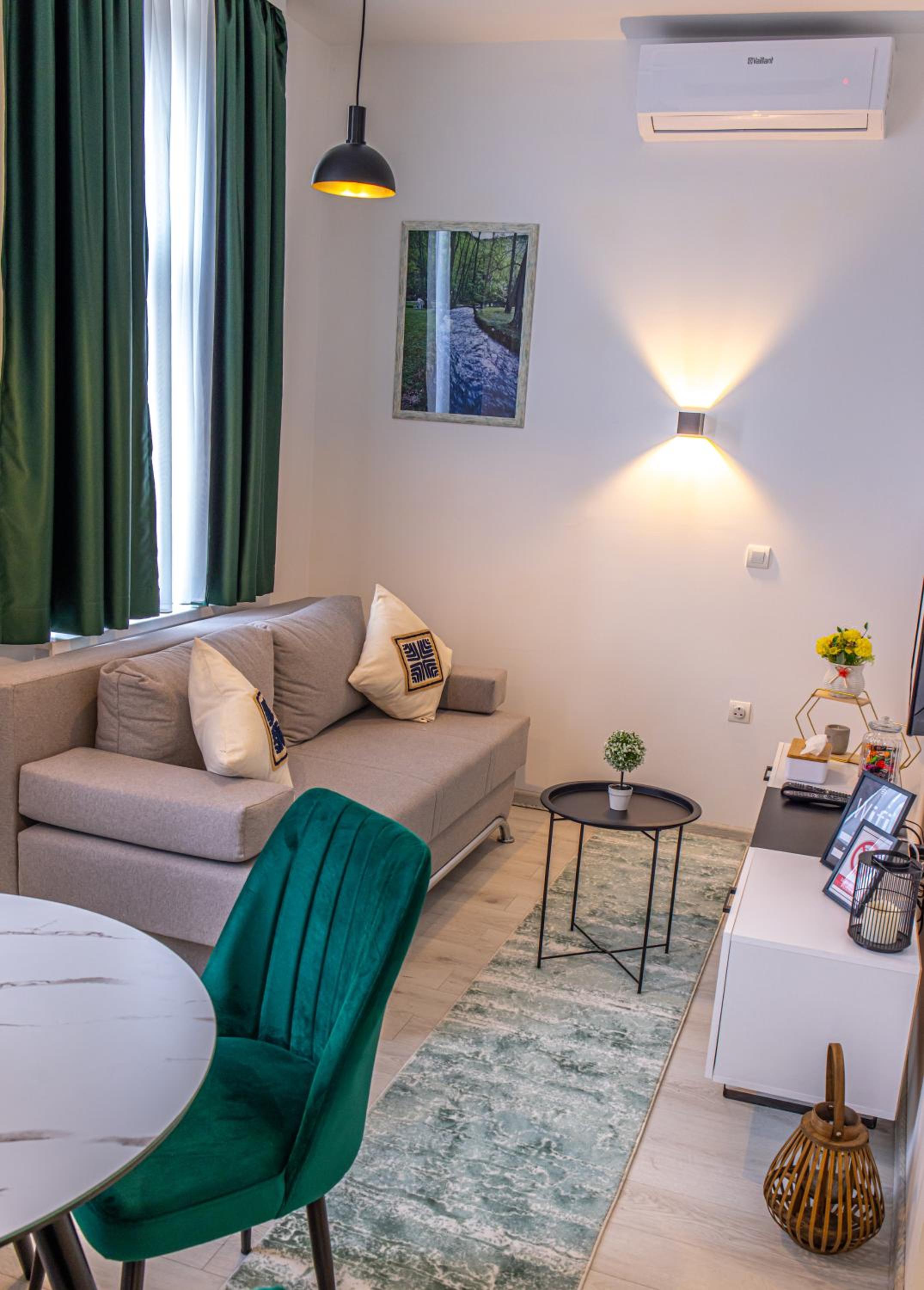 FIT Apartments