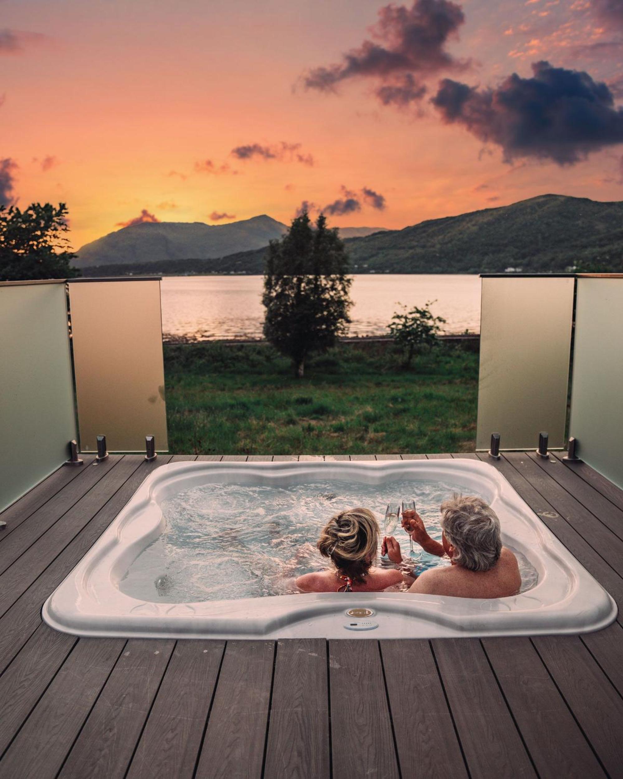 Hotel SeaBeds - Luxury Lookouts with Hot Tubs - Image 1