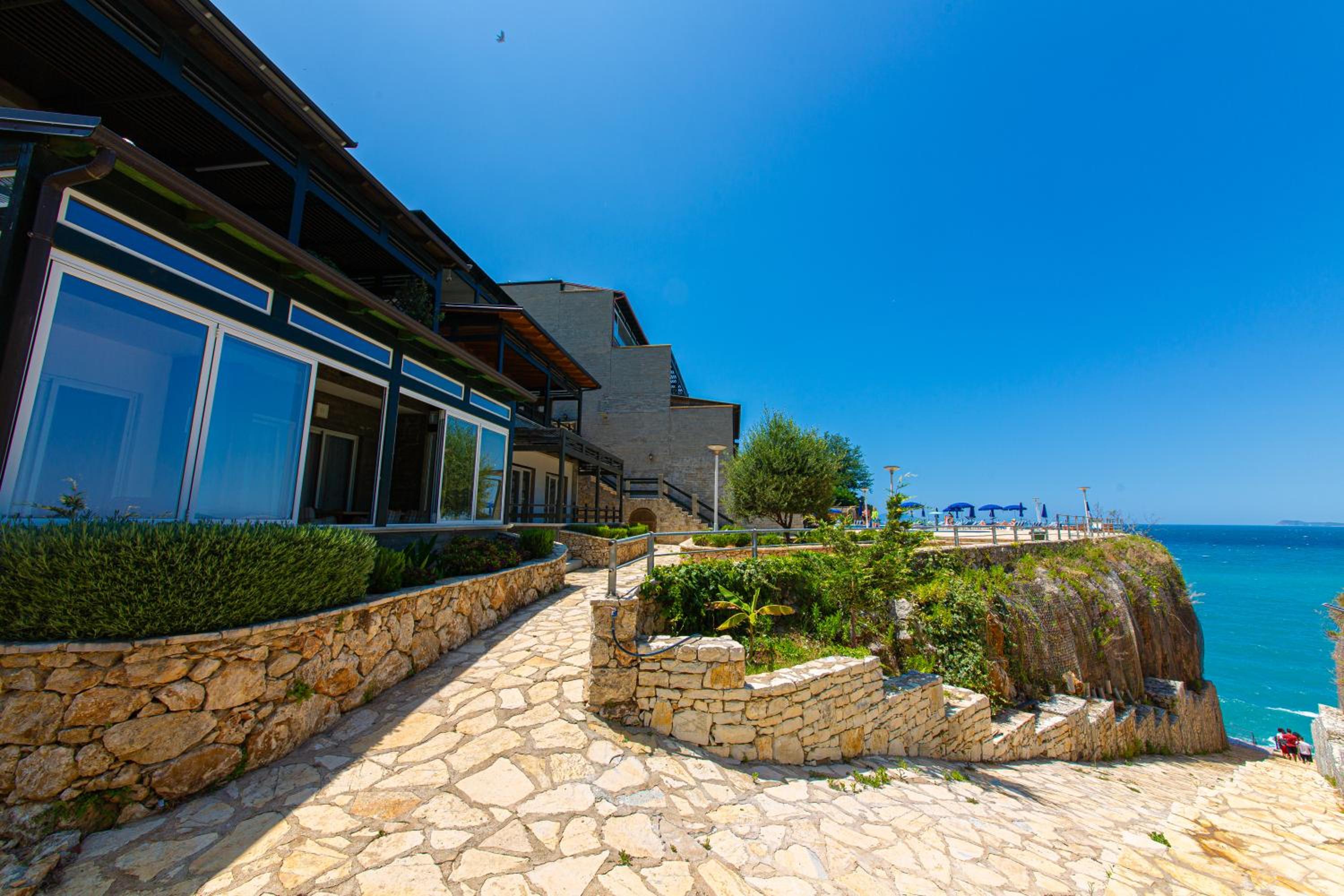 Luxury Villa 2