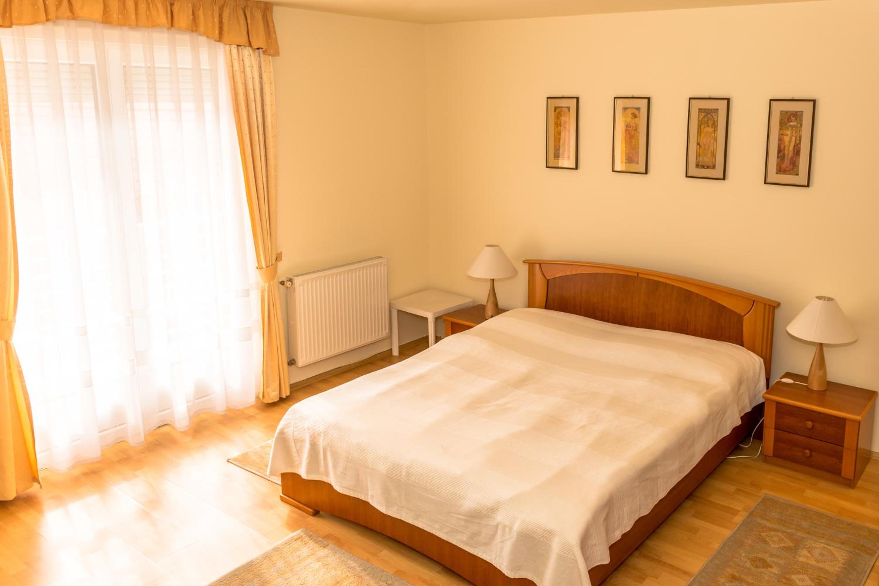 Muskátli Apartmanház