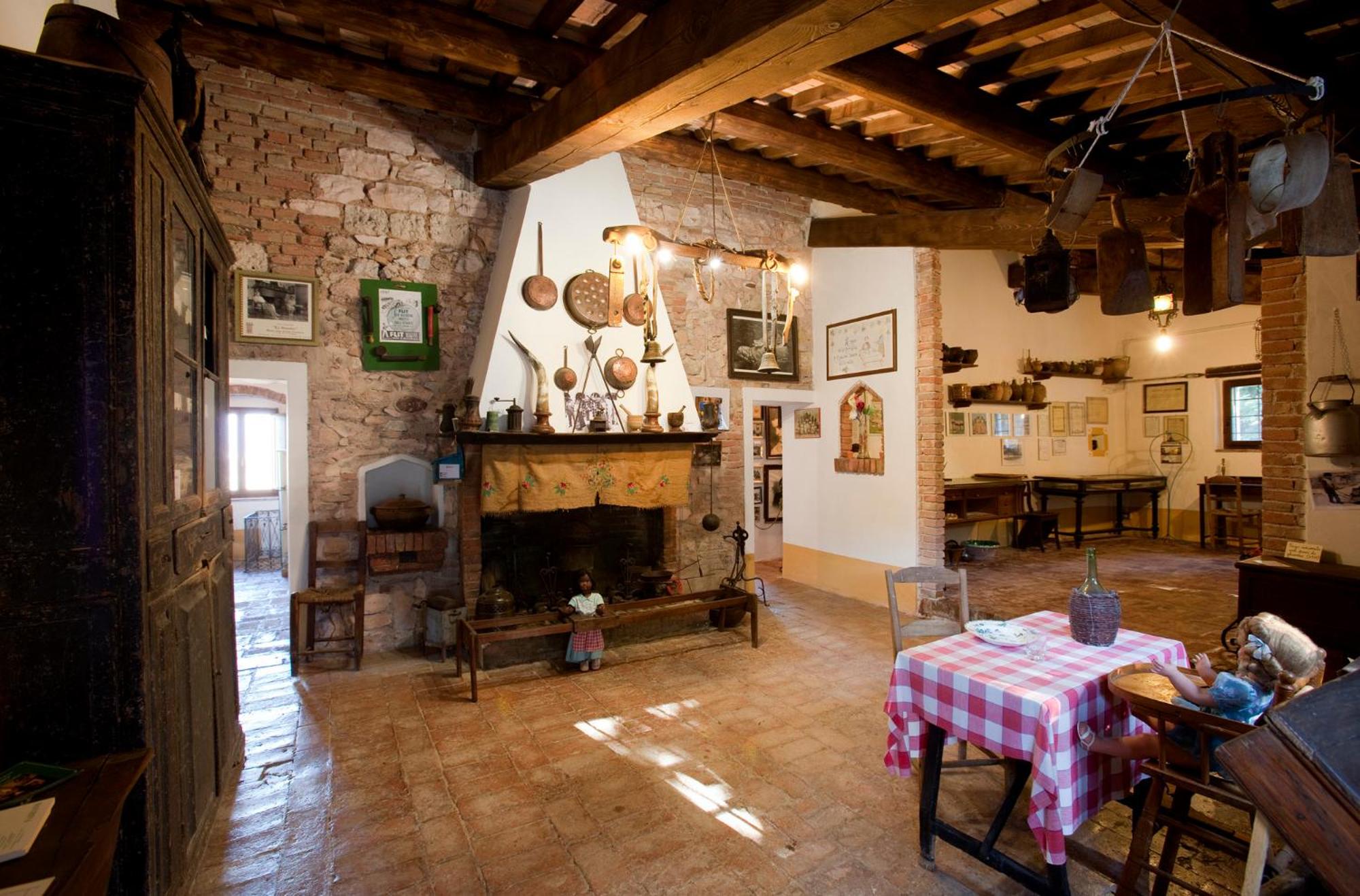 Fattoria la Ginestra, Museo della Civiltà Contadina view 4