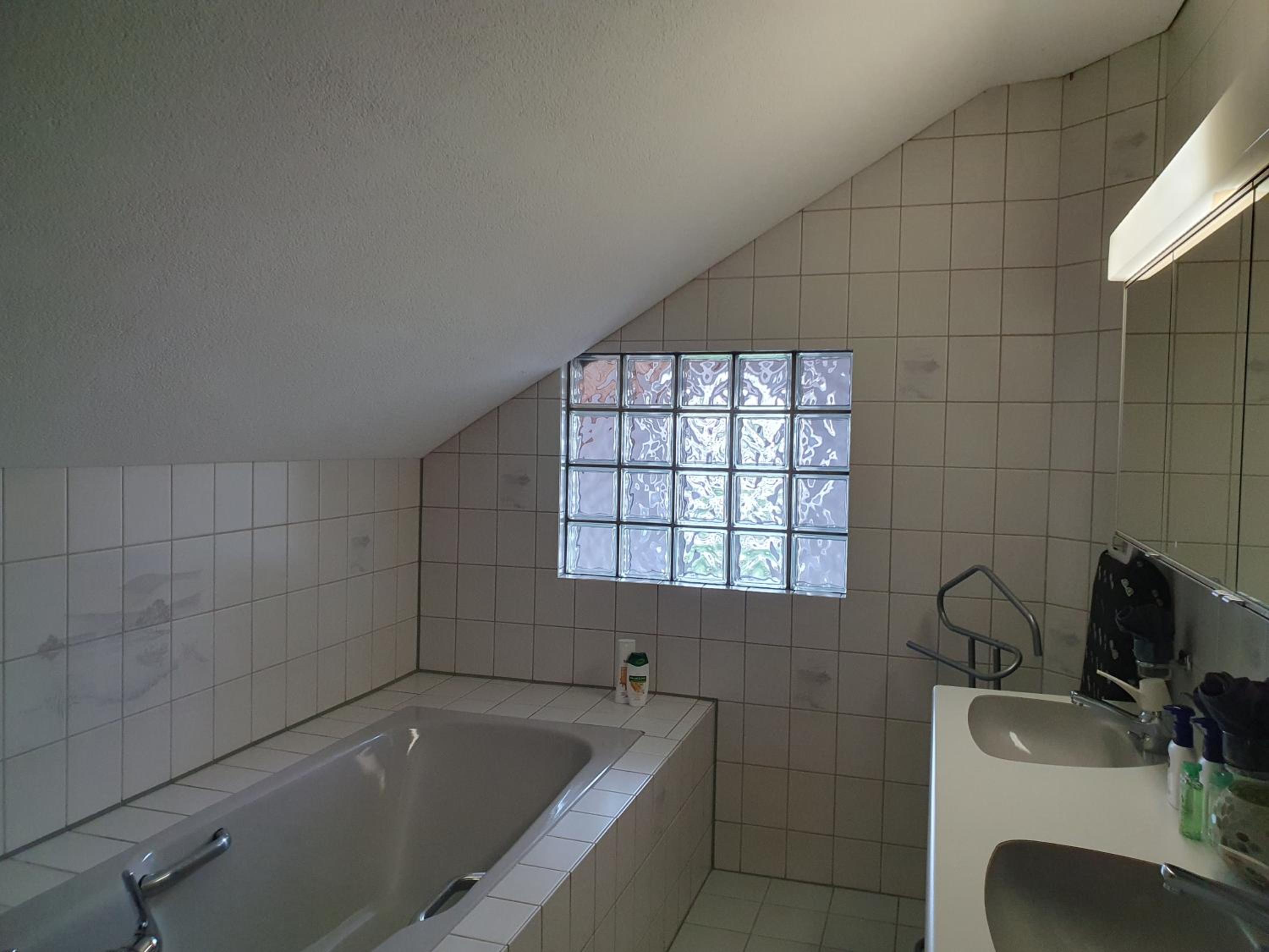 3 Bedroom Swiss House on 3 Floors