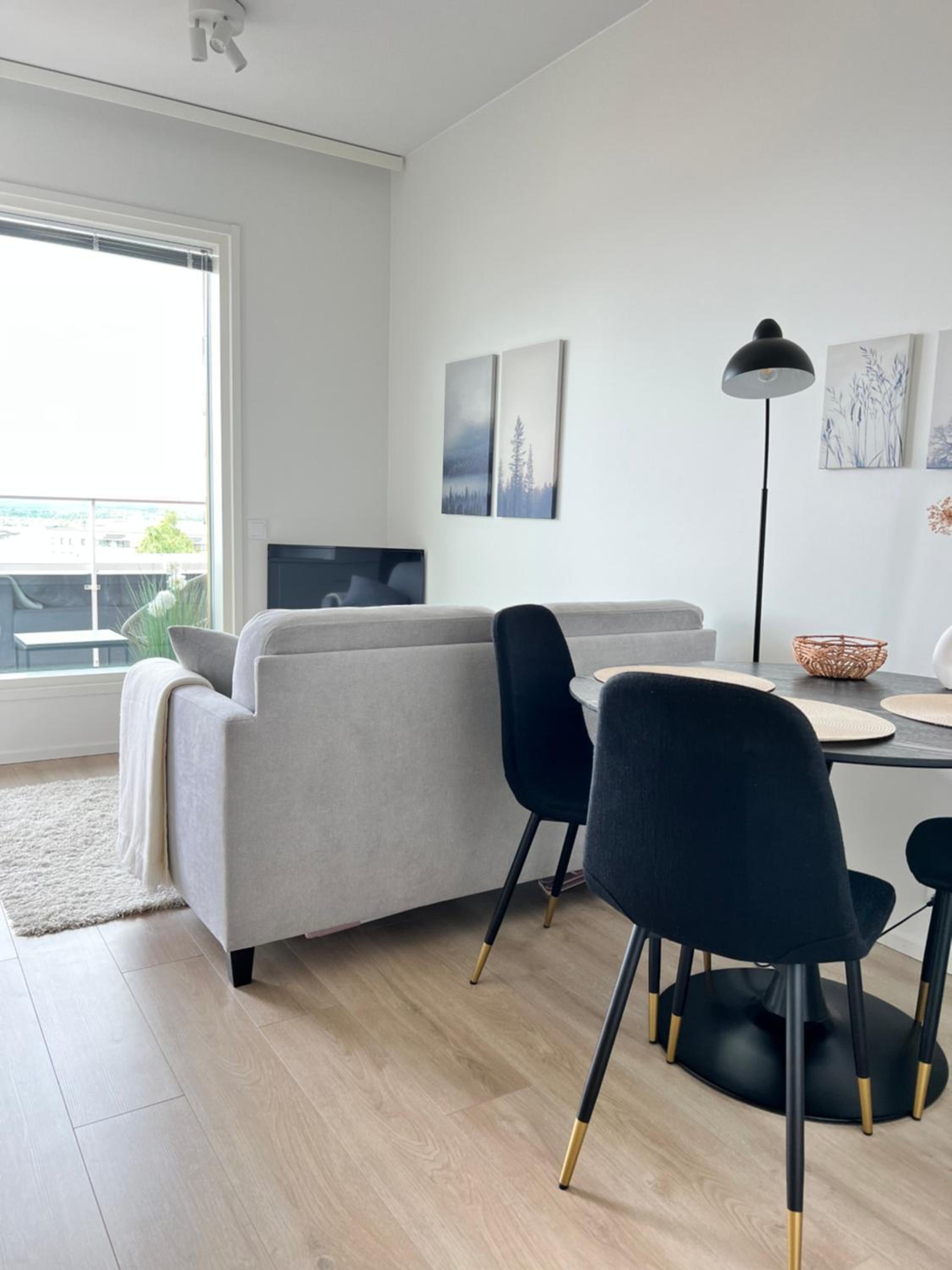 Modern Penthouse Studio with Private Terrace