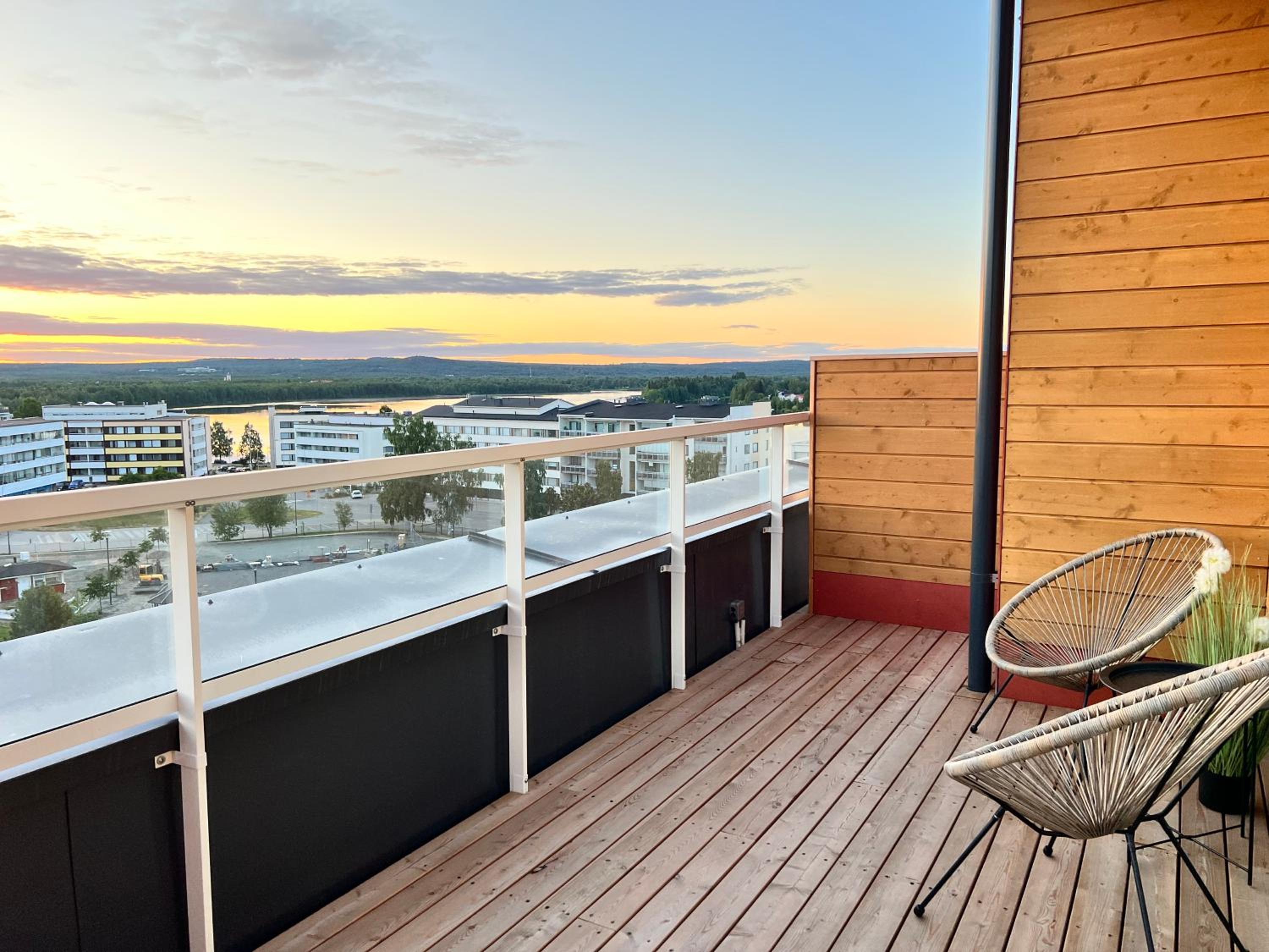 Modern Penthouse Studio with Private Terrace