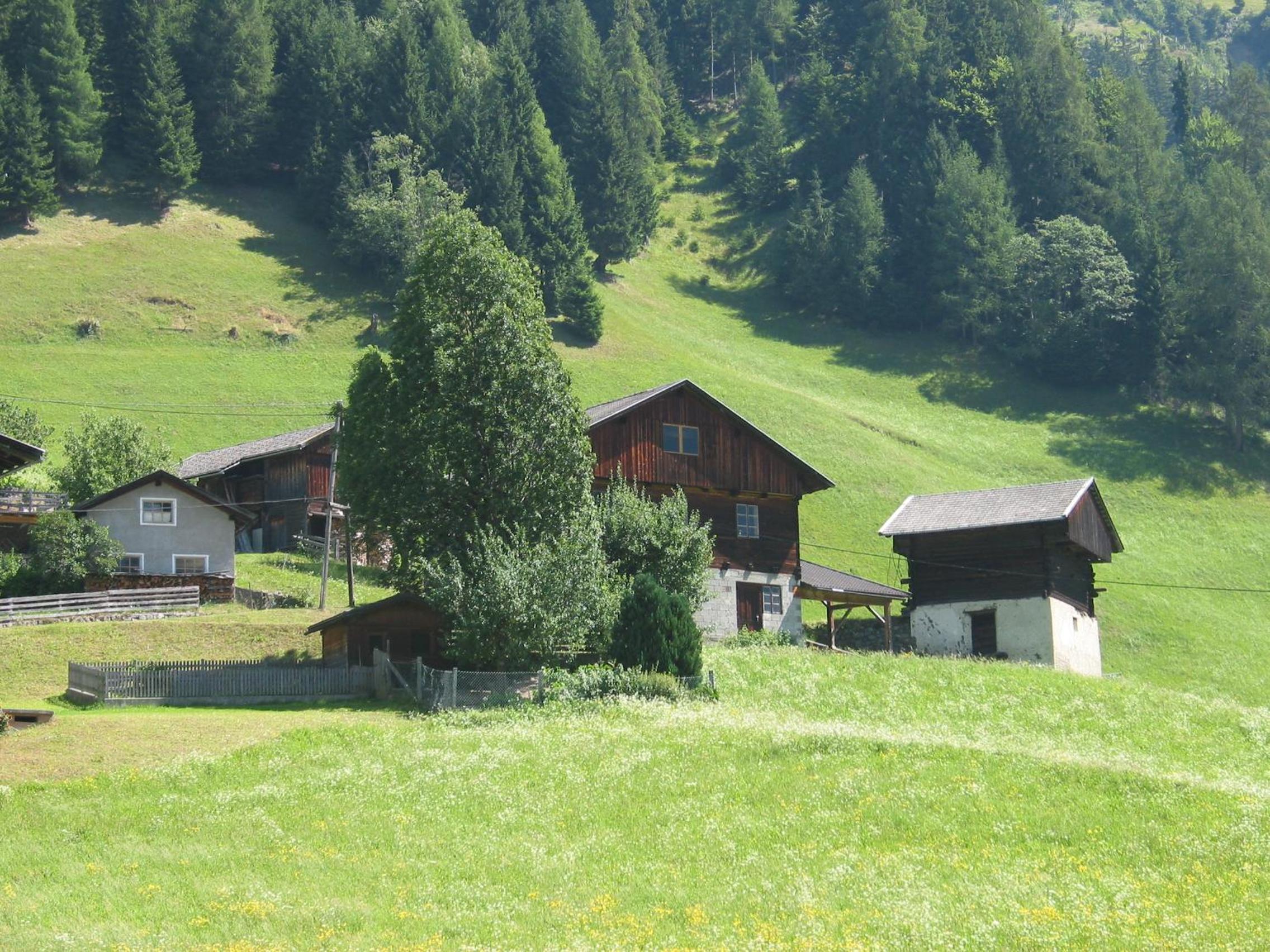 Ferienwohnungen Pension Prünster