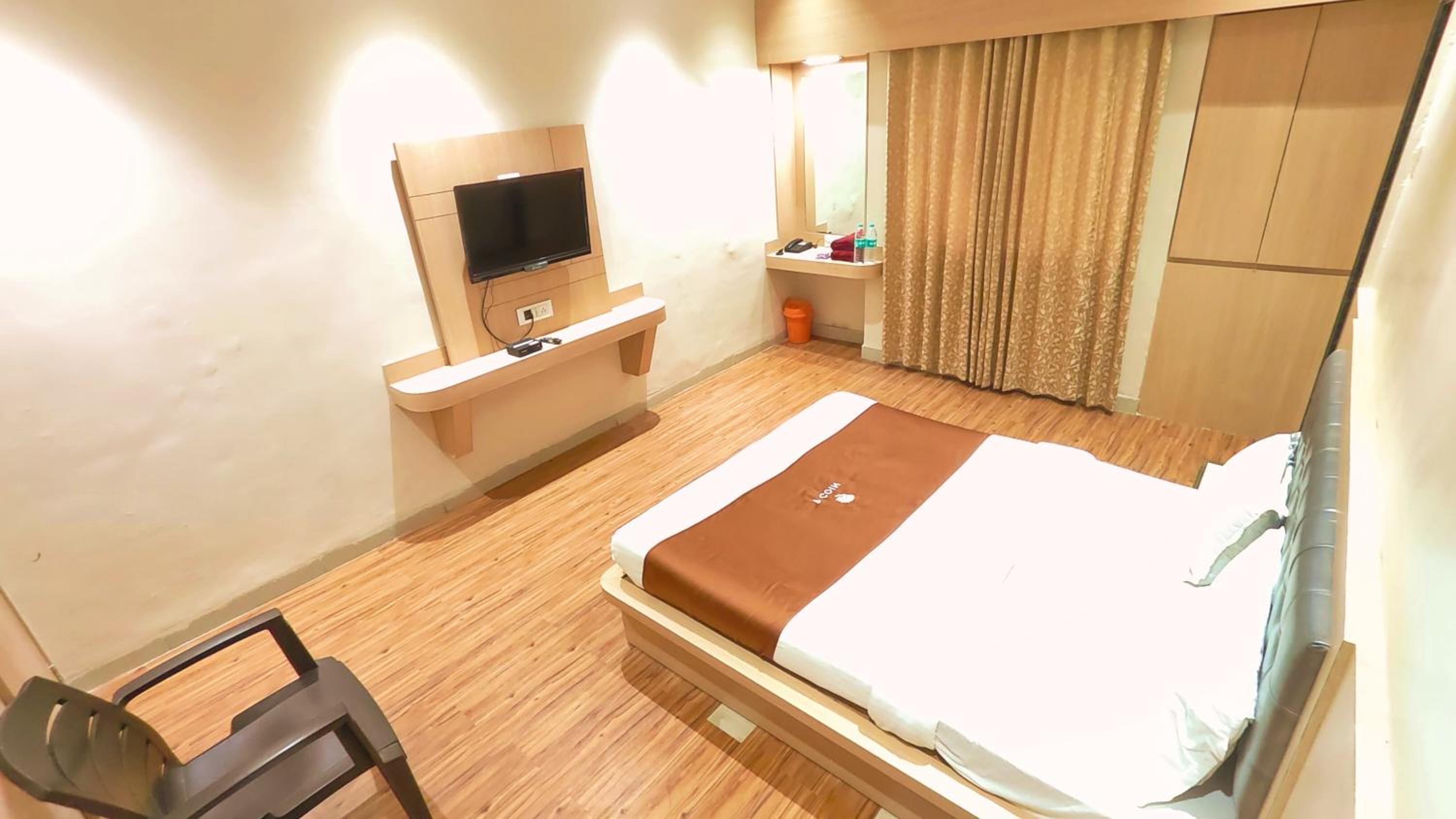 Shirdi Vacations - Hotel Yog Palace Newly Renovated - Property Image 2