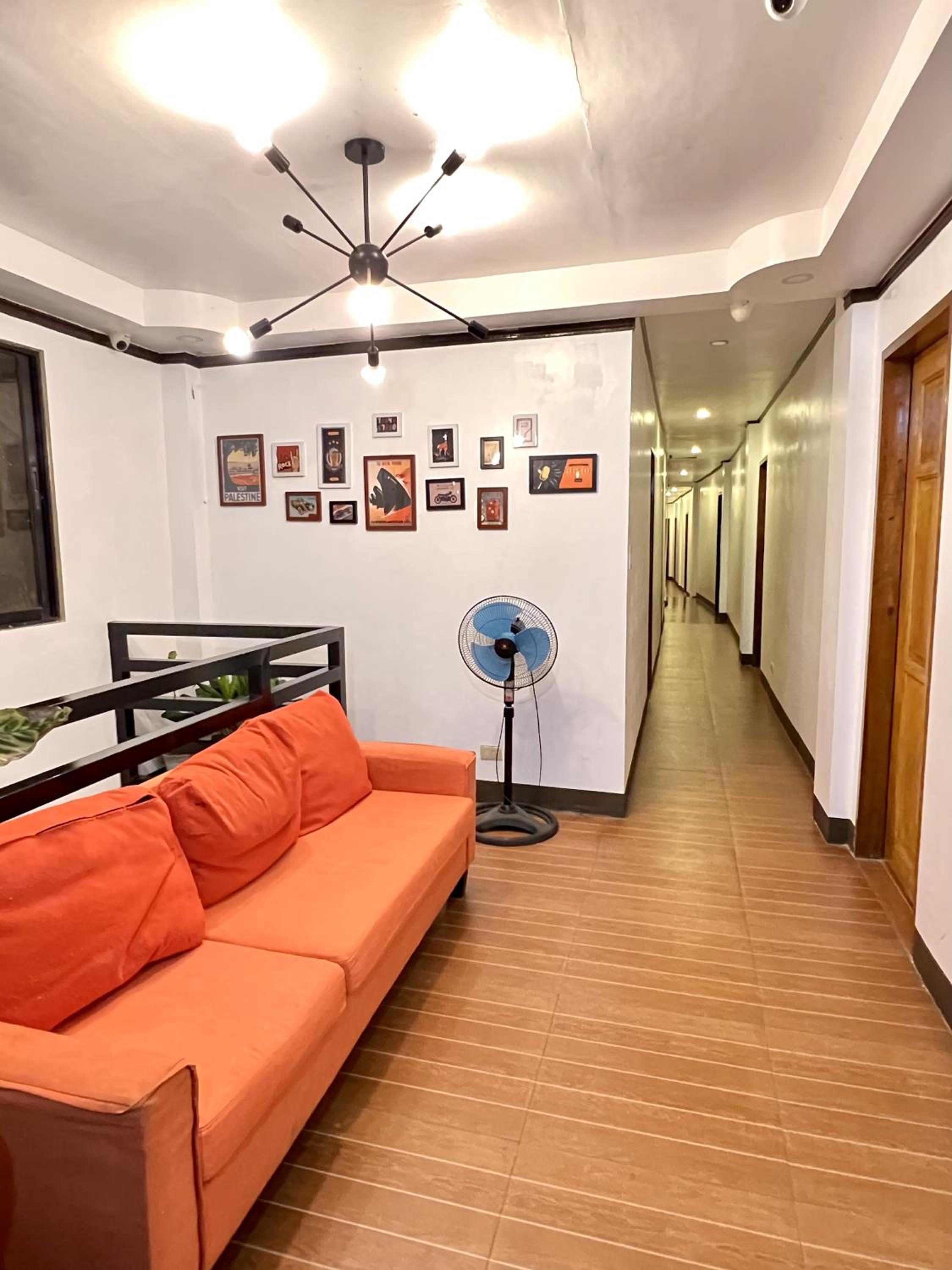 Jewel Tourist Inn