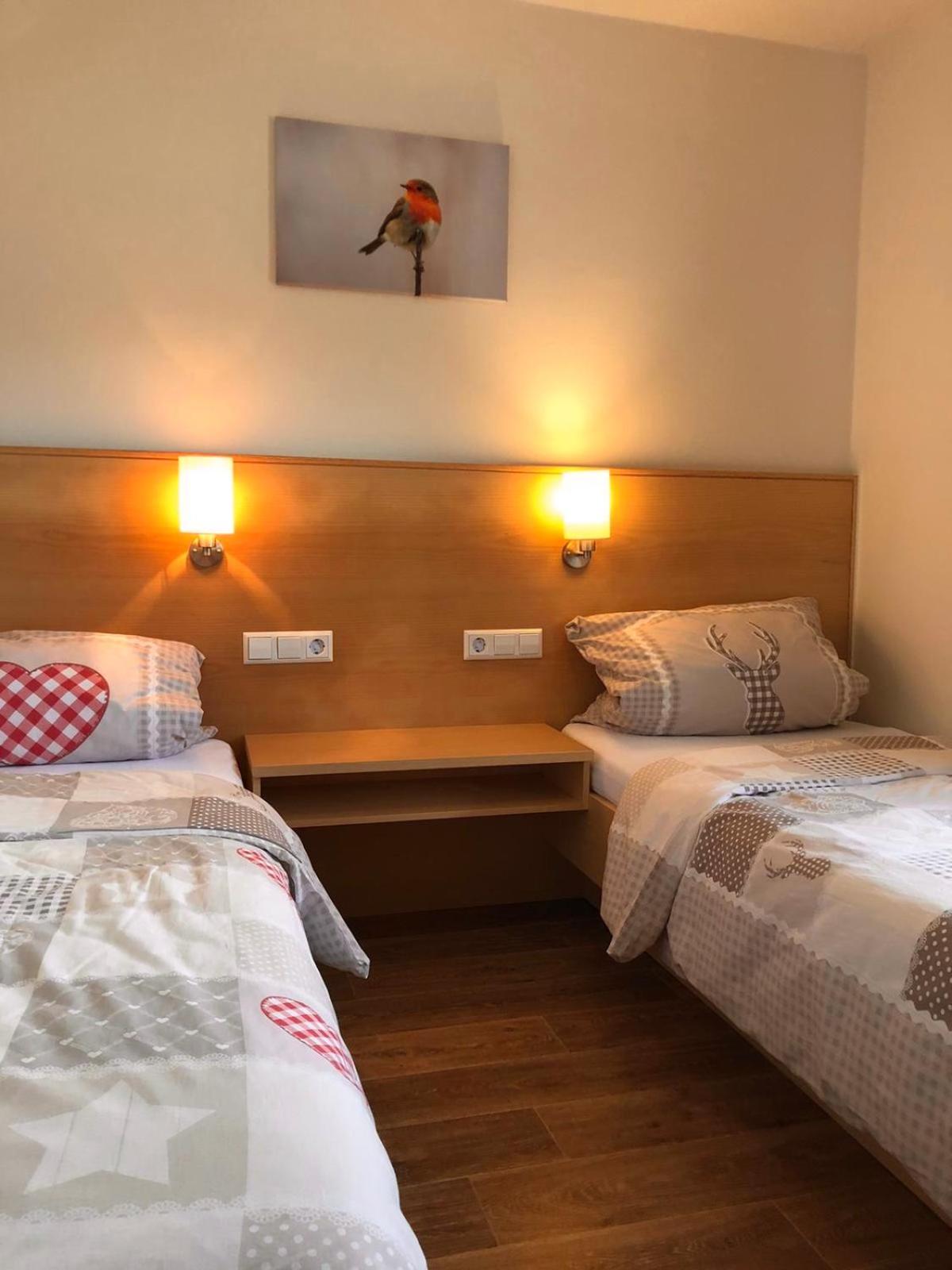 Ferienhaus Moni mit 2 separaten Wohnungen am Silbersee