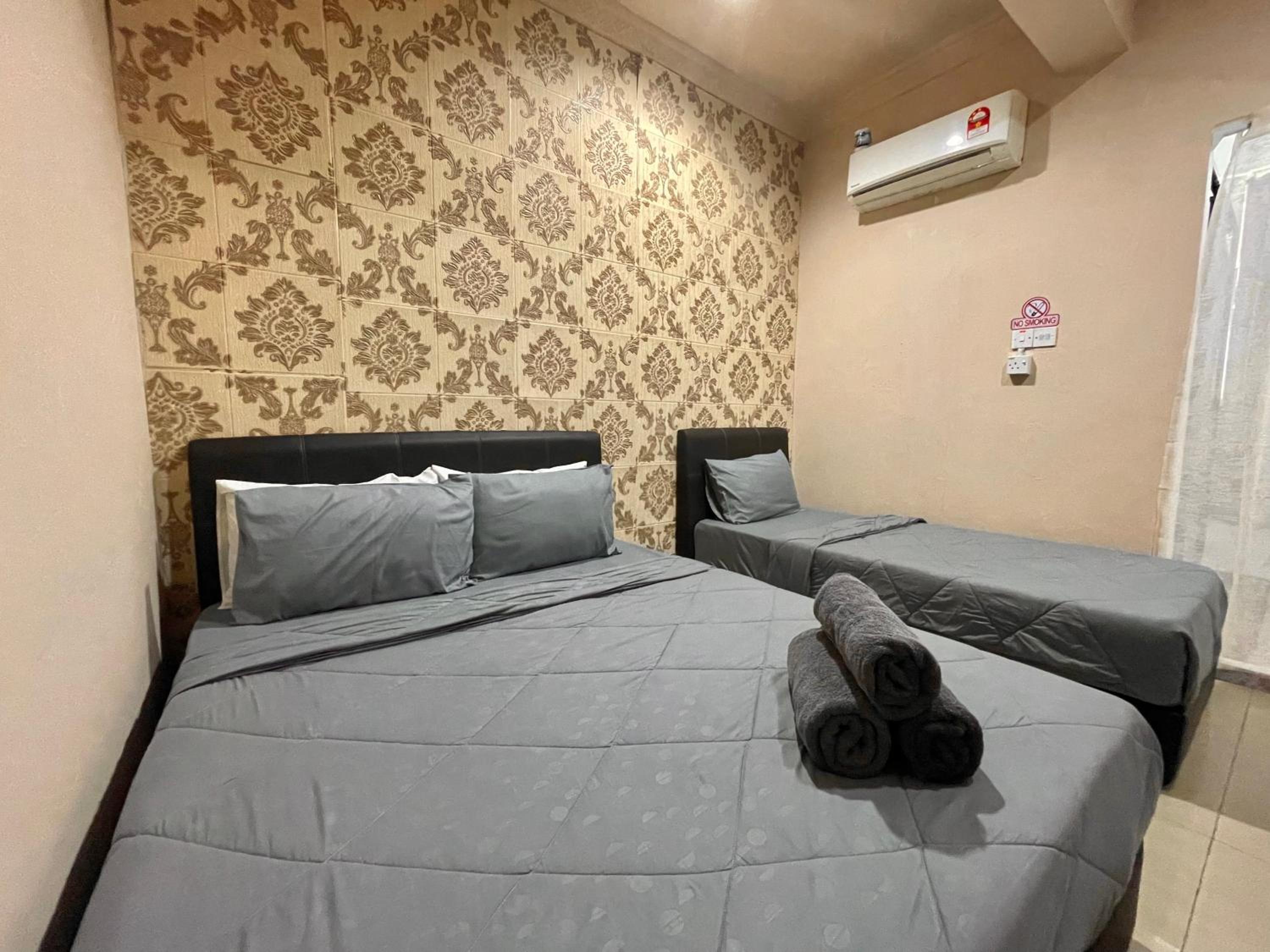 MJ inn photo 6