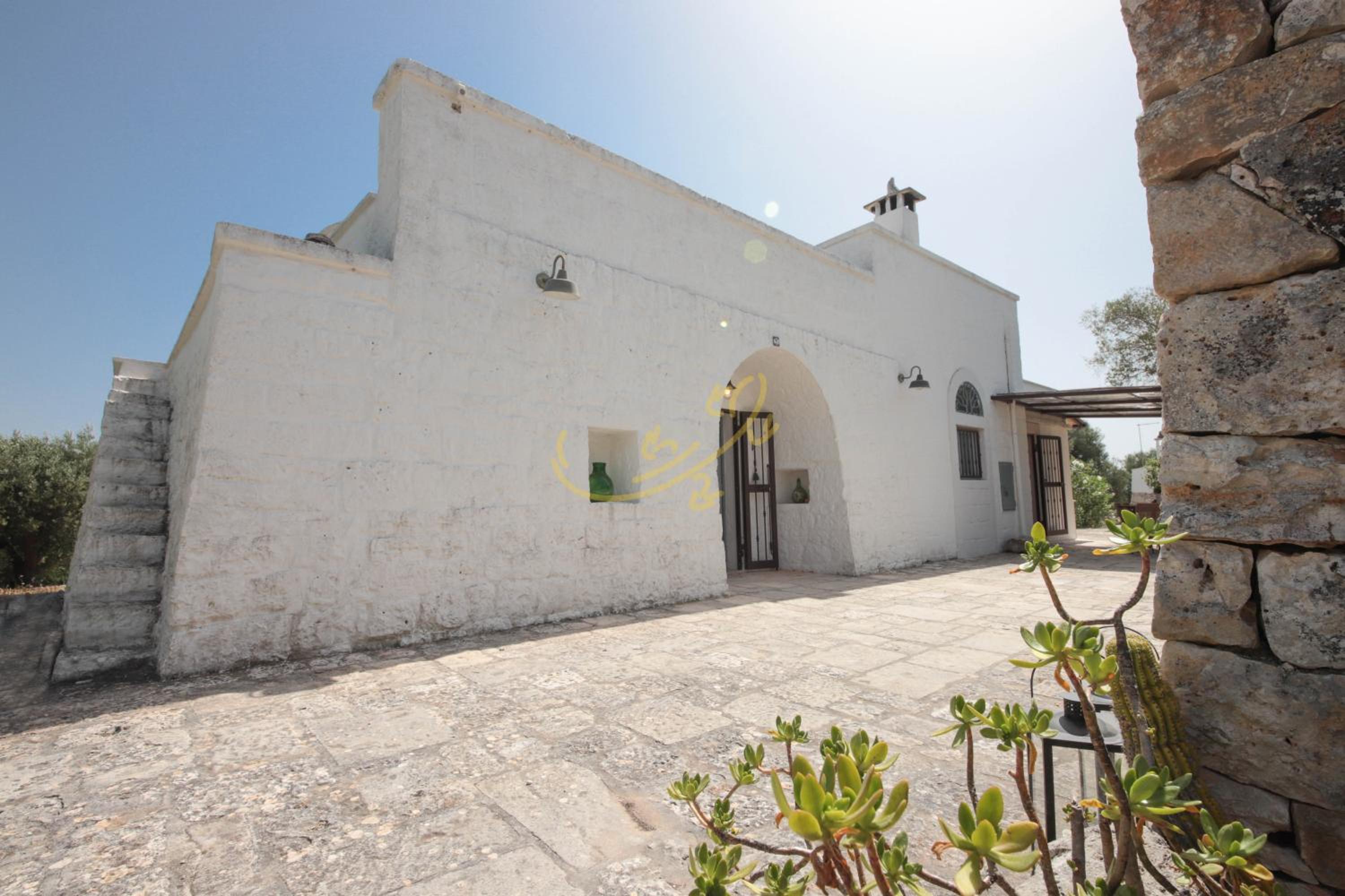TD Trulli Chiara Tastefully Decorated with Pool en Ostuni