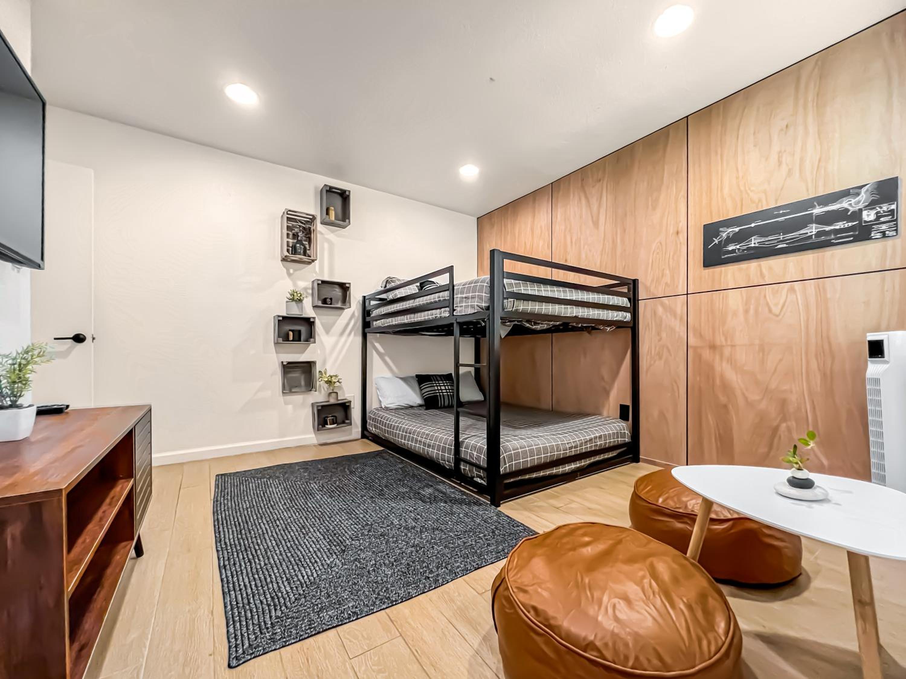 open airy custom designed home - 2kings - sleeps 14 view 3