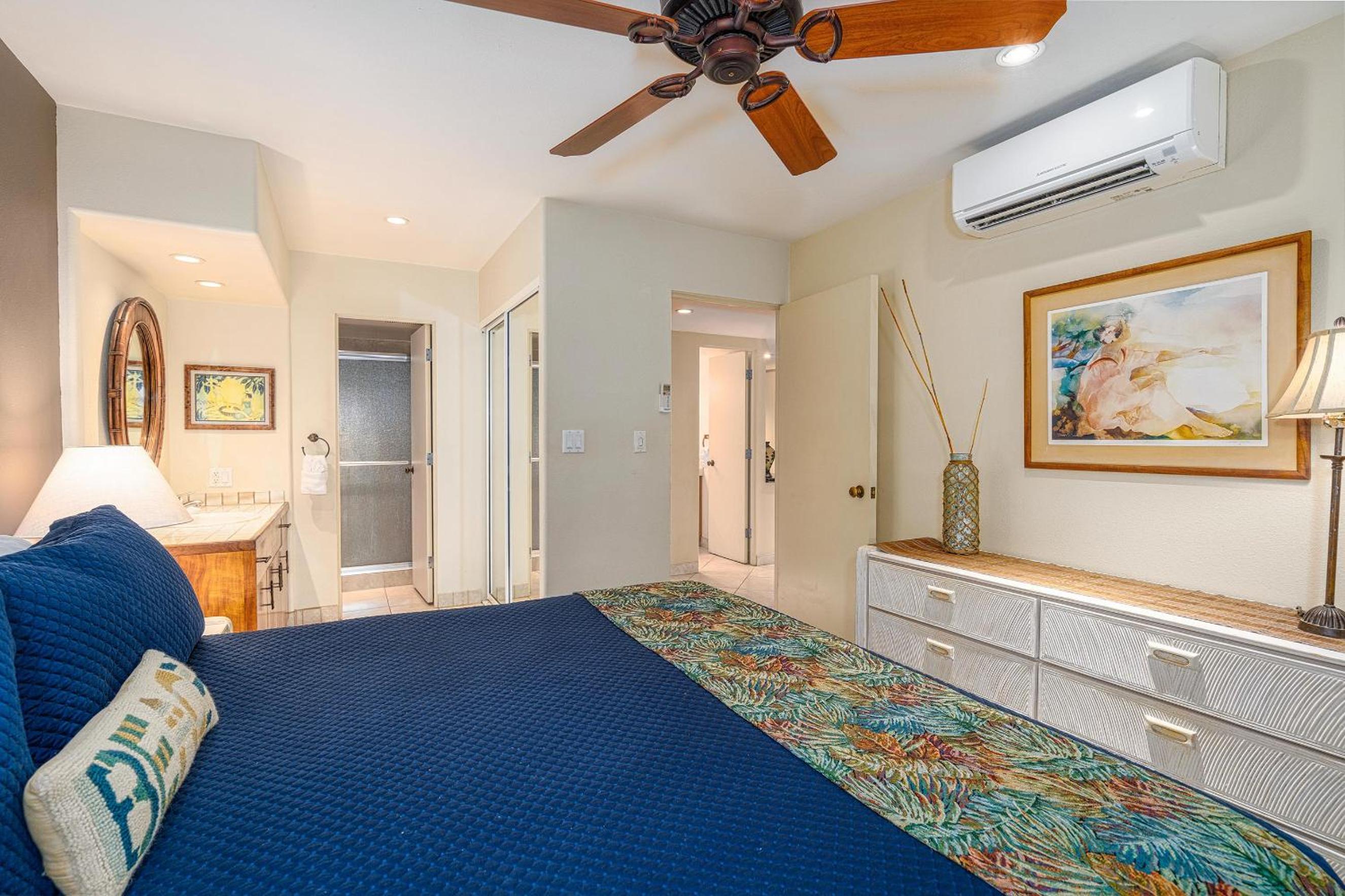 Hale Hui Kai 202, Steps to the Beach, Split AC