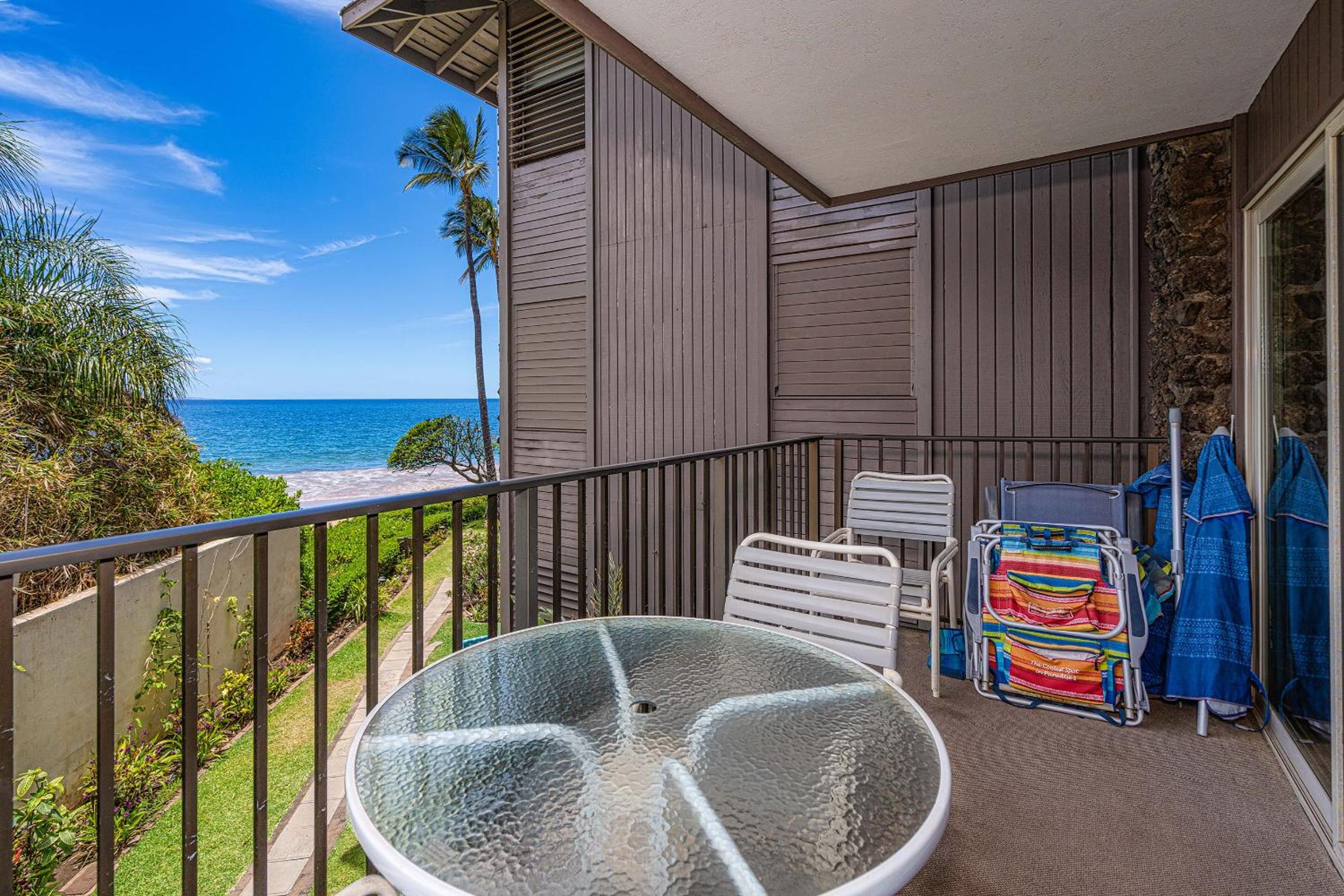 Hale Hui Kai 208, Renovated, Ocean View, Split AC view 2