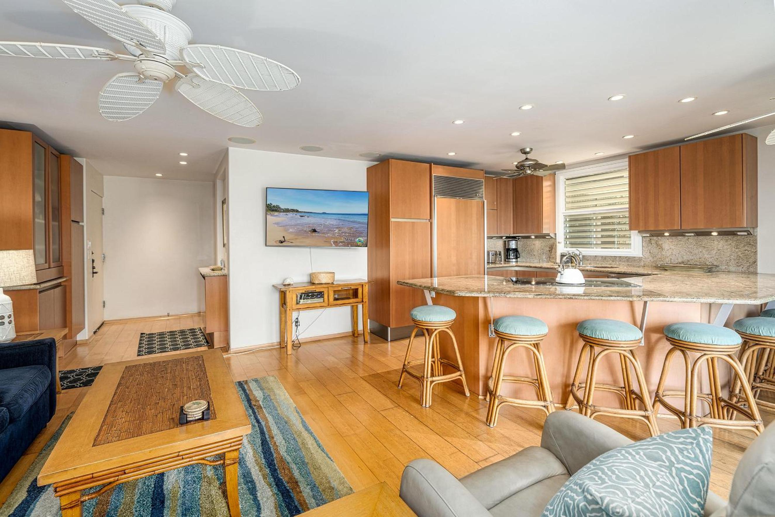 Hale Hui Kai 208, Renovated, Ocean View, Split AC view 4