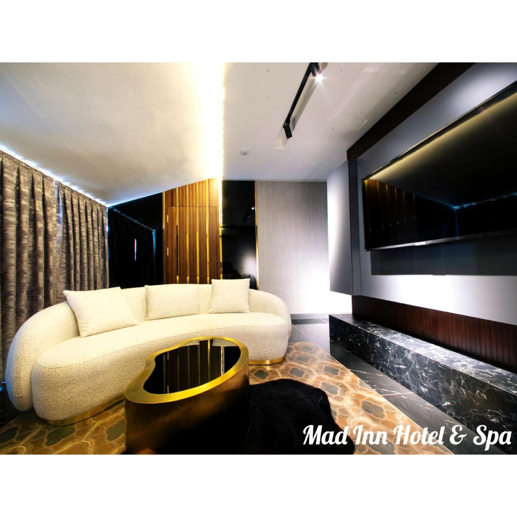 MAD INN HOTEL & SPA - Image 10