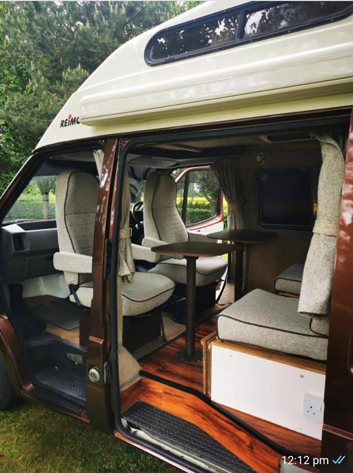RETRO CAMPER HIRE LTD Campervan Hire Company