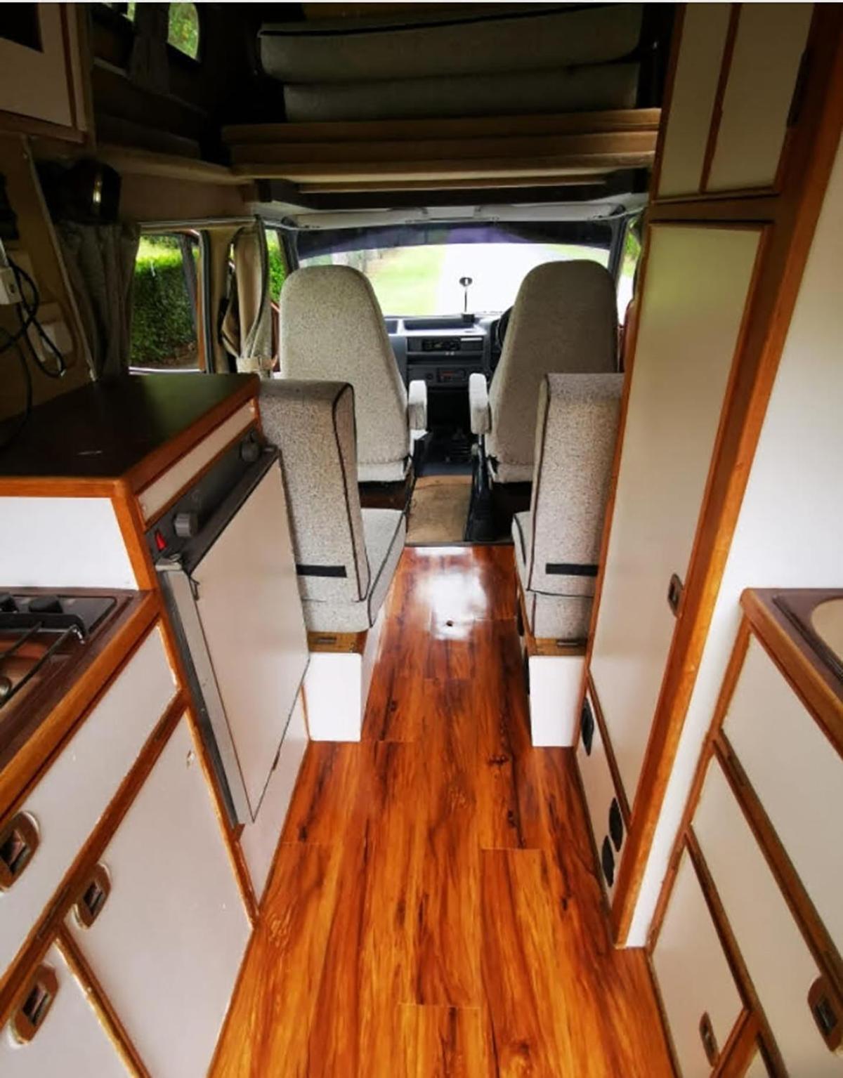 RETRO CAMPER HIRE LTD Campervan Hire Company