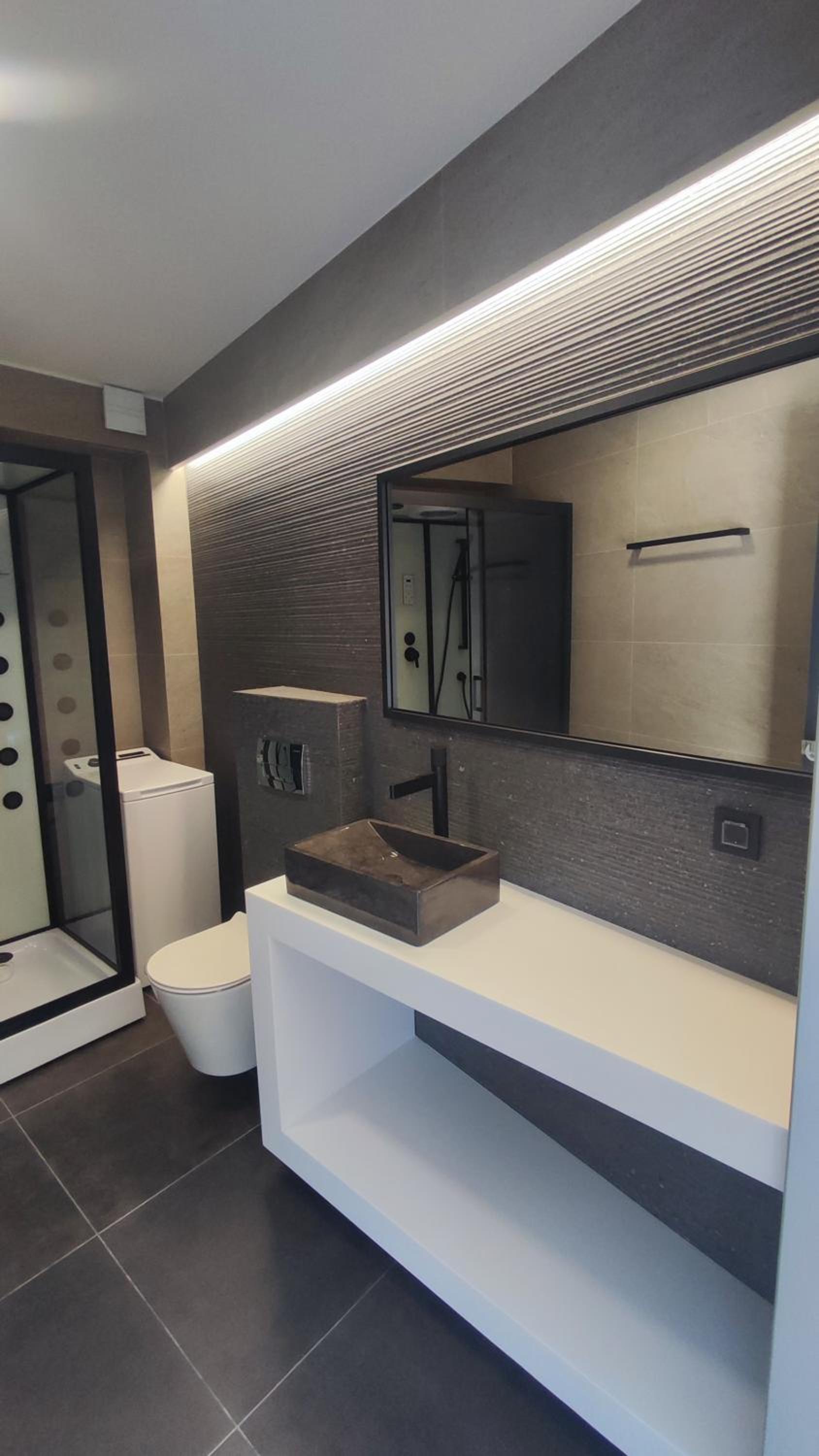 Summertime Signature Suites