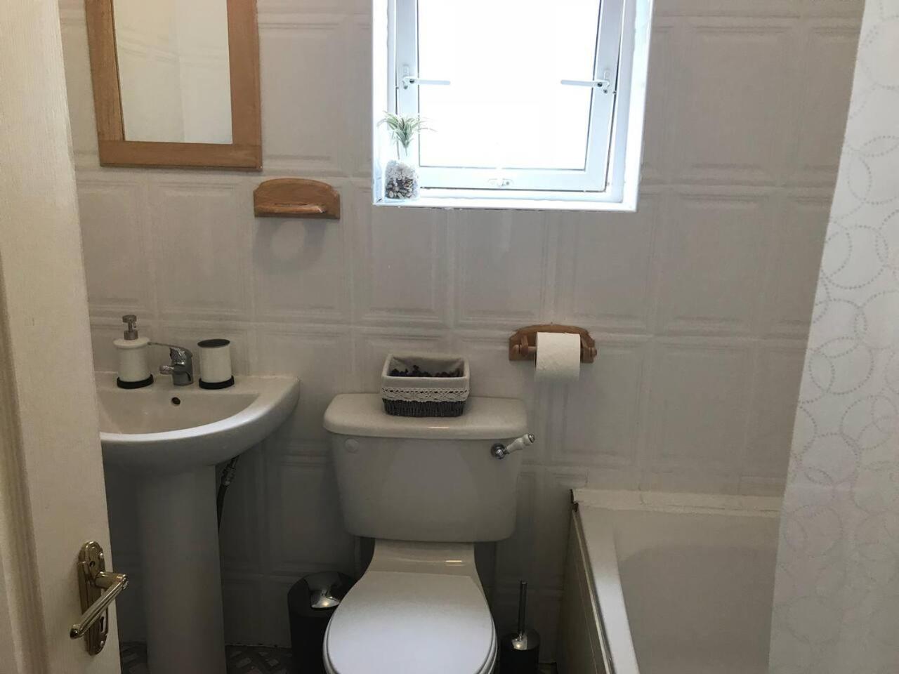 Dublin Home by Clonsilla train 25min to City