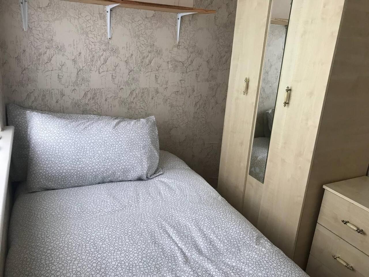 Dublin Home by Clonsilla train 25min to City