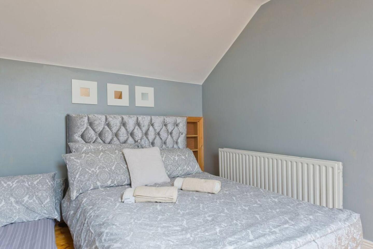 Dublin Home by Clonsilla train 25min to City