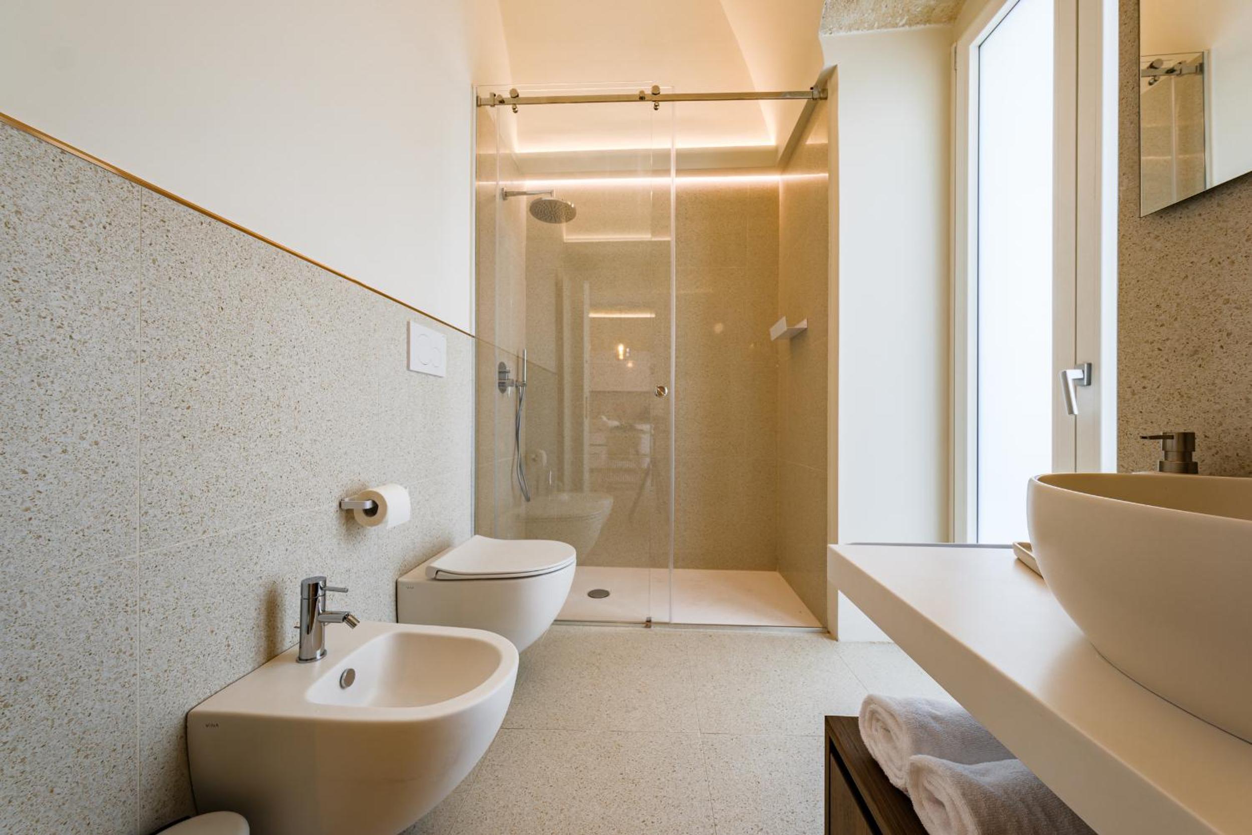 HelloAPULIA Charming Palazzo Clemente - self-catering suites with aircondition view 5