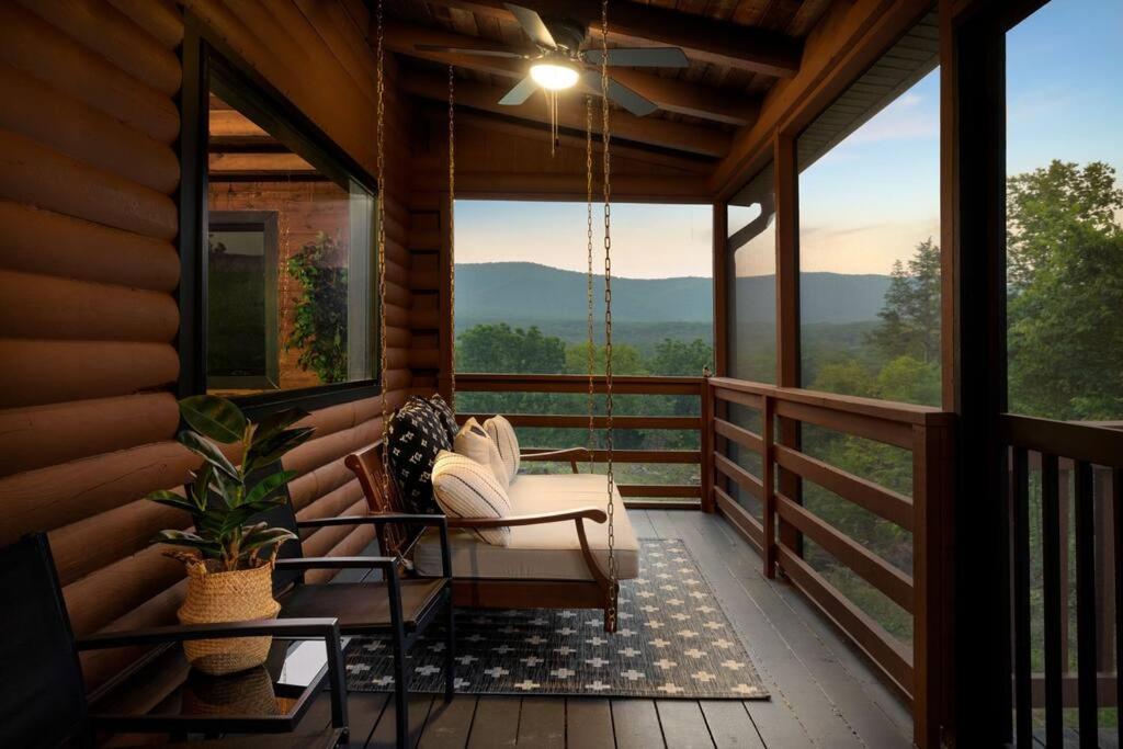 Riverside Rose Cabin: Luxe*LogCabin*MtnView*Sleeps12*Secluded*Shenandoah view 3