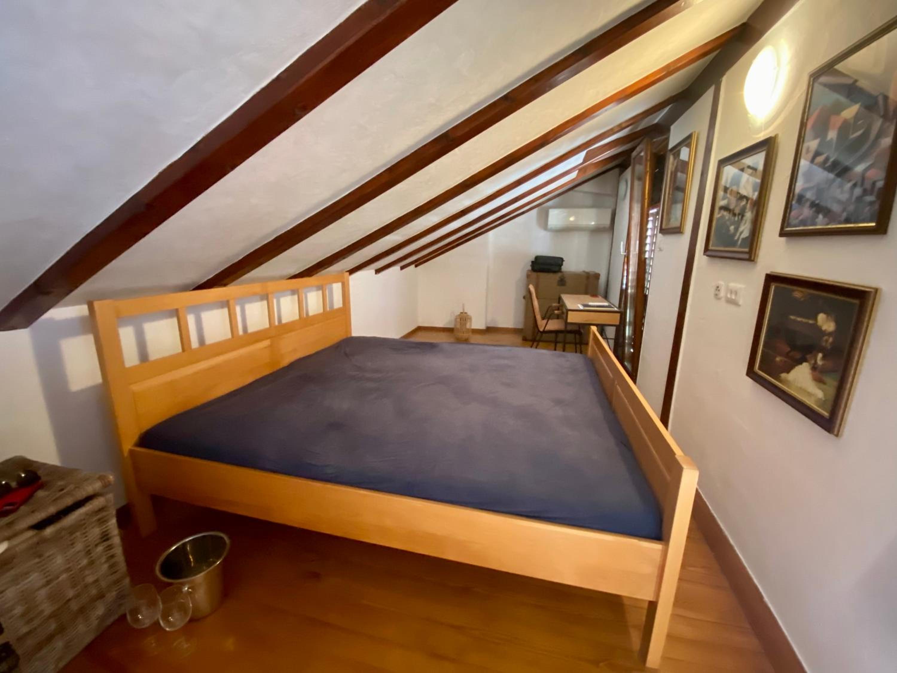 Romantic maisonette view 3