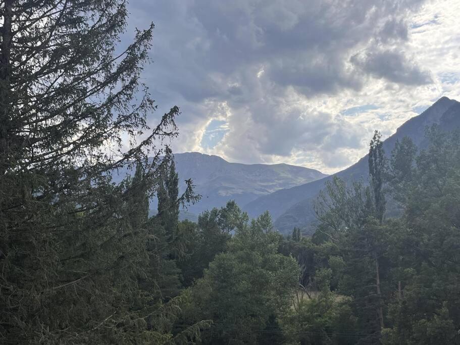 BPIRINEOS- Aire Pirineos