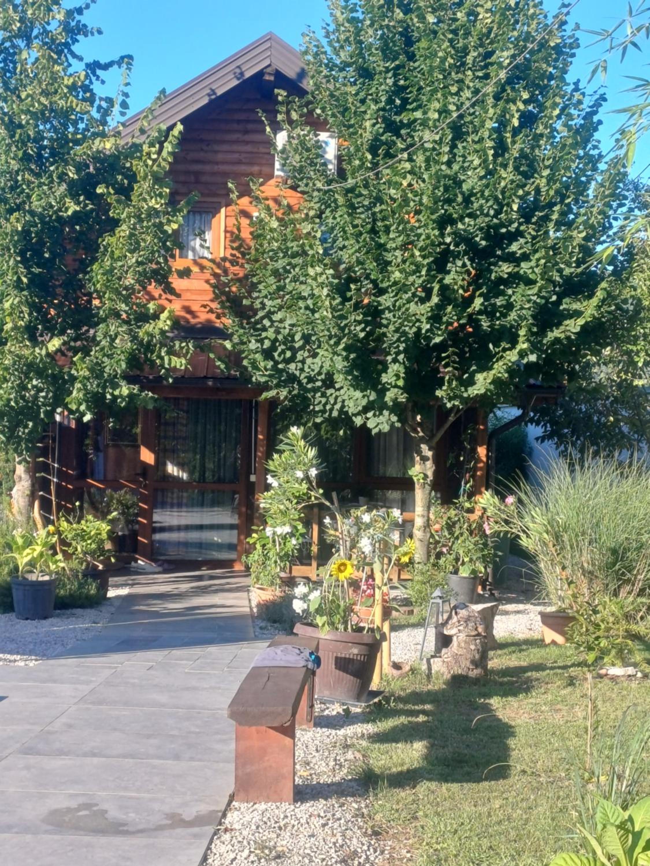 Holiday Home Edi
