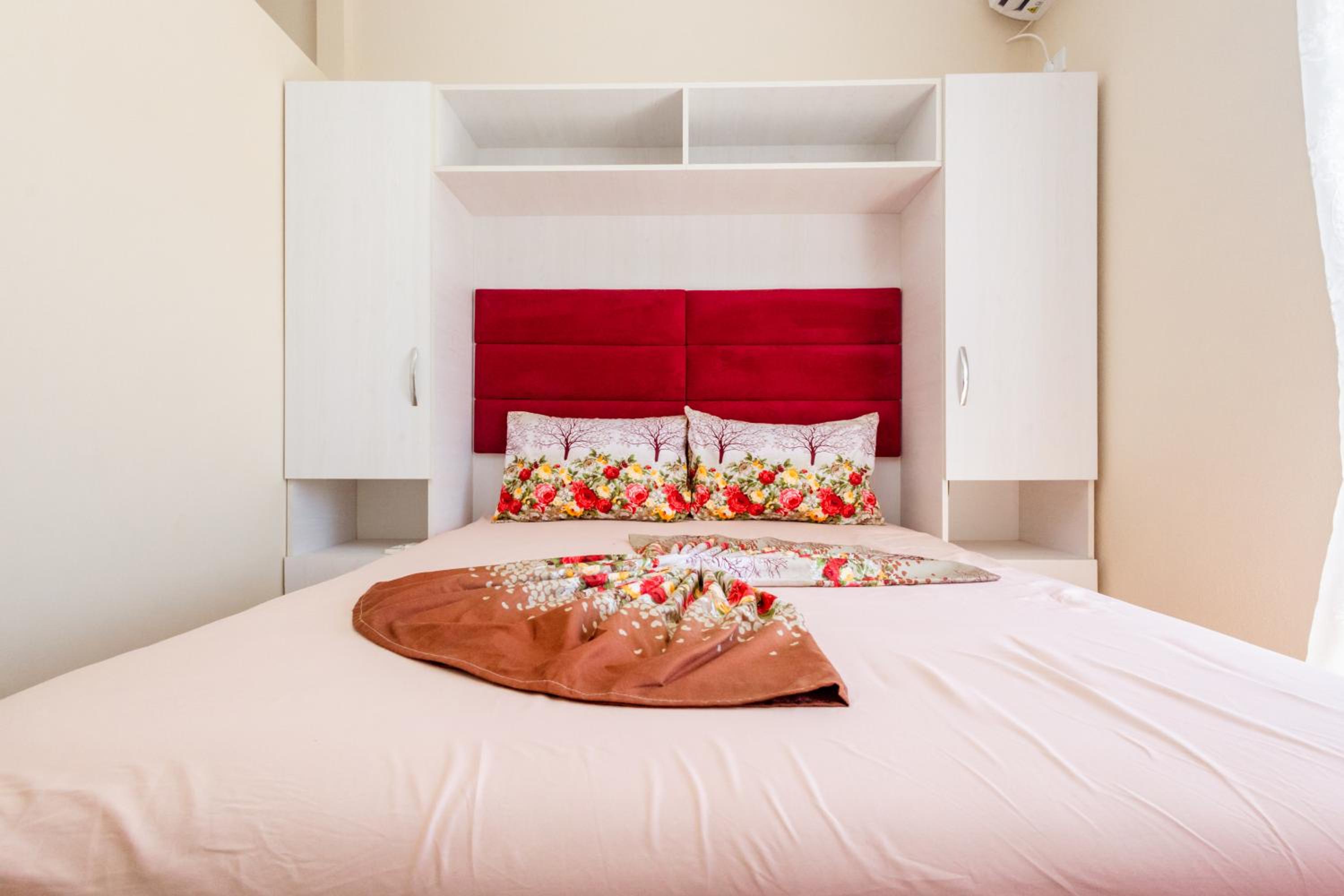Reis Apartments photo 3