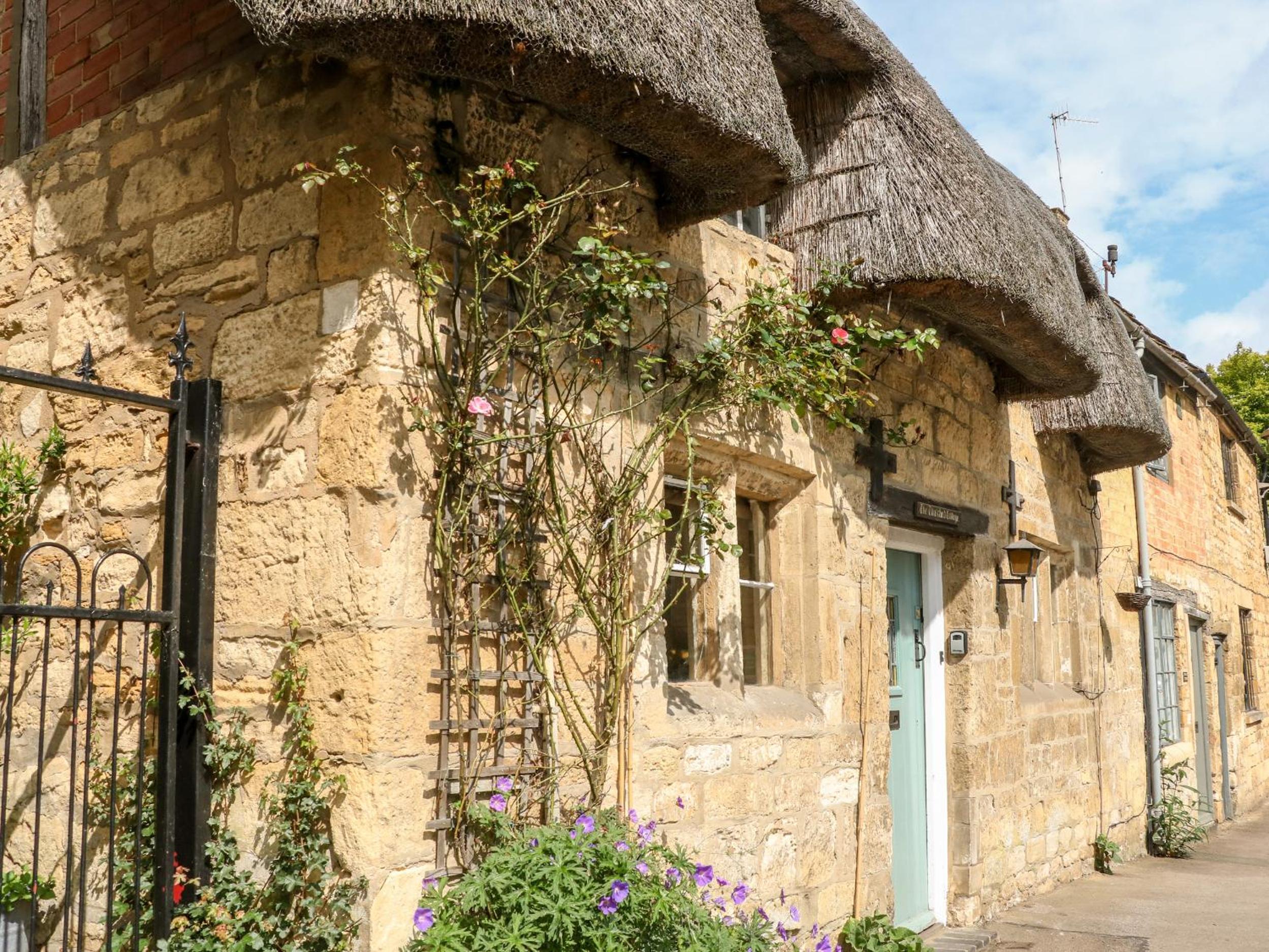 Thatched Cottage view 3