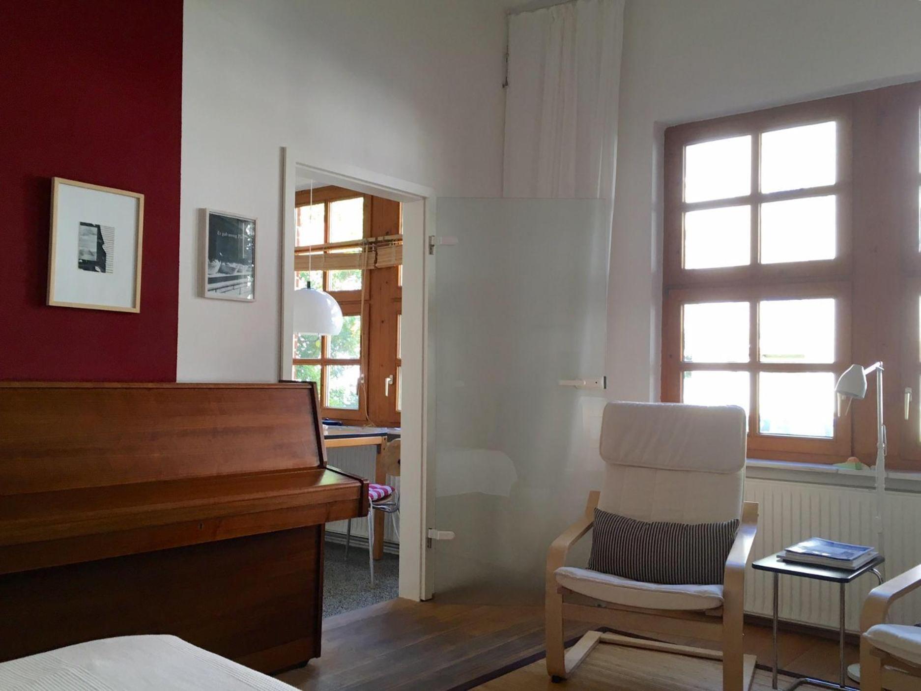Art-Apartment-Leo view 4