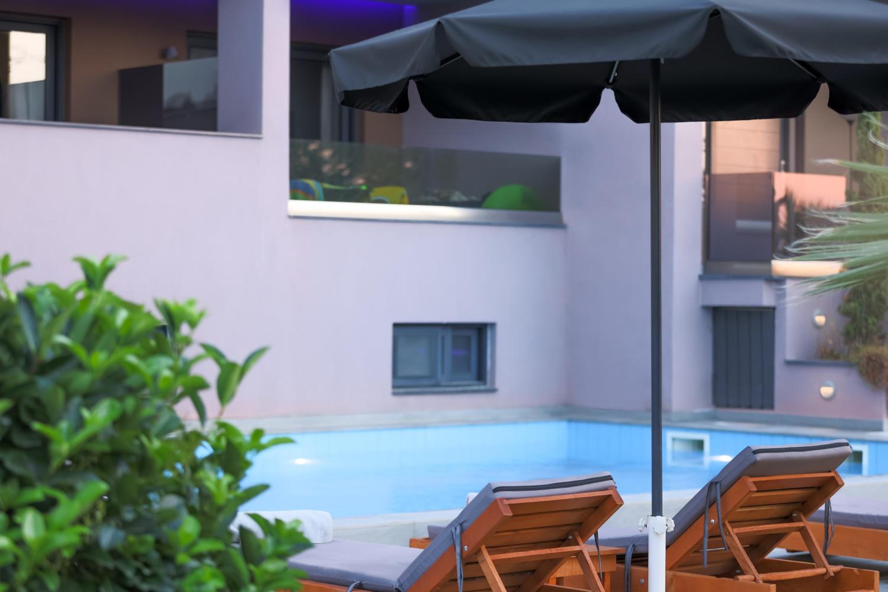 Hotel Yakinthos photo 4