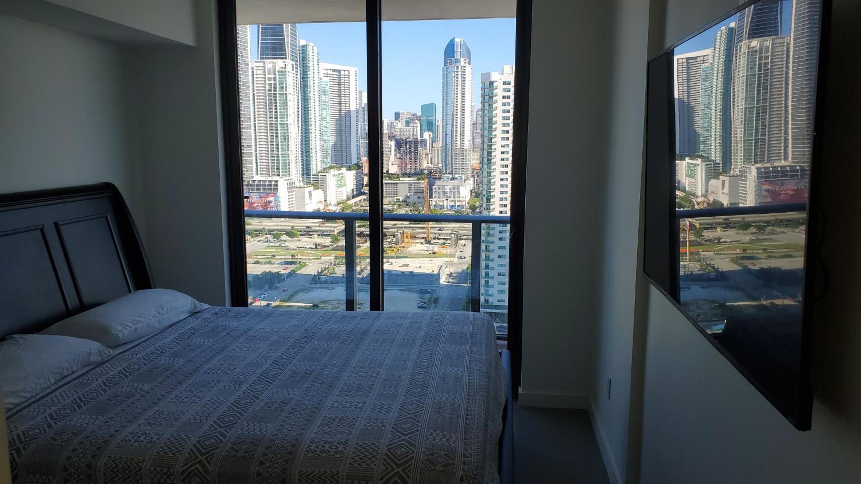 Canvas Condo