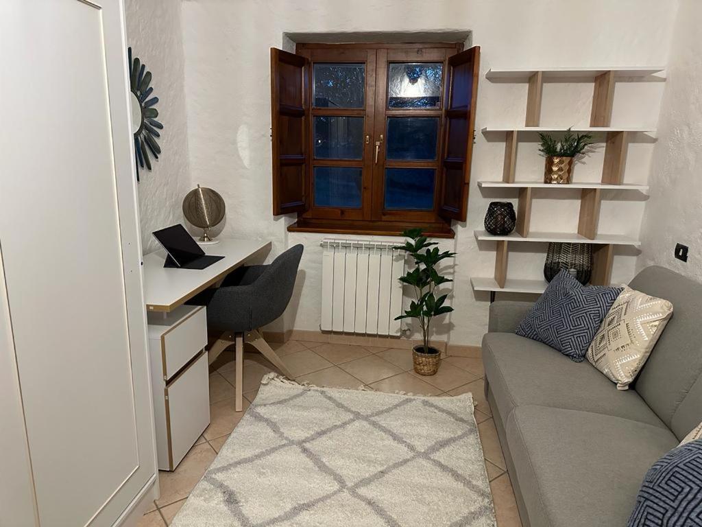 Photo 18