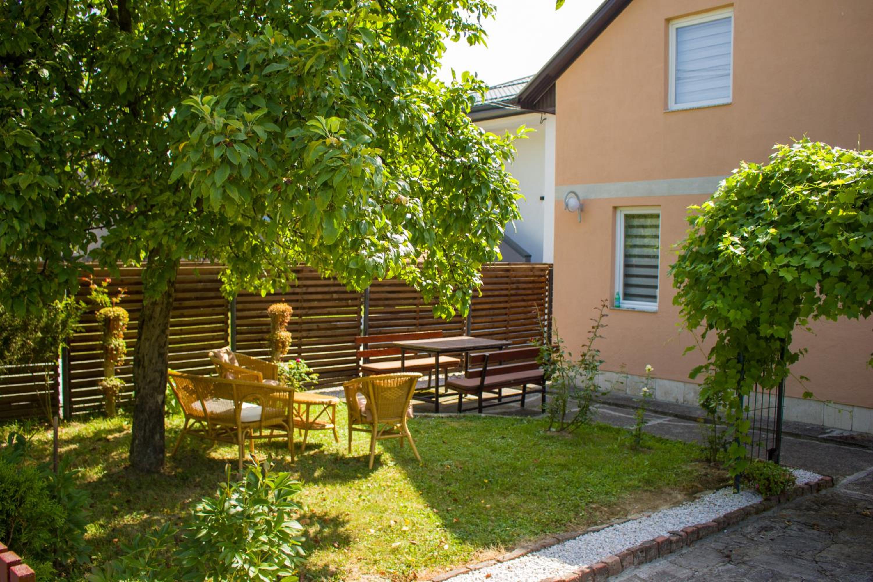 VillaH Weekend House