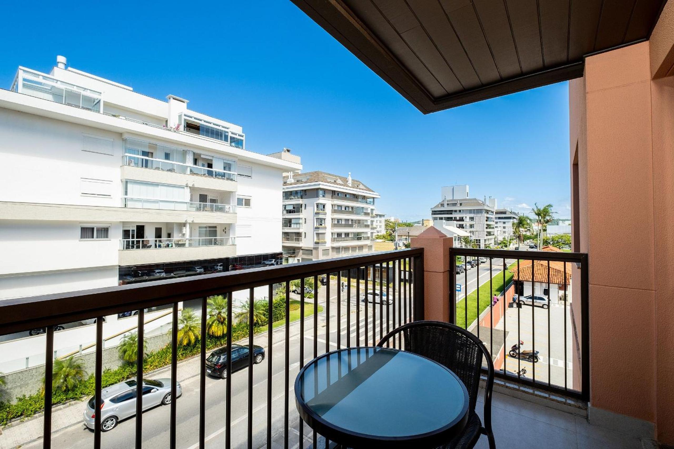 Modern Studios by the Sea - Jurerê Beach Village JBVTOP