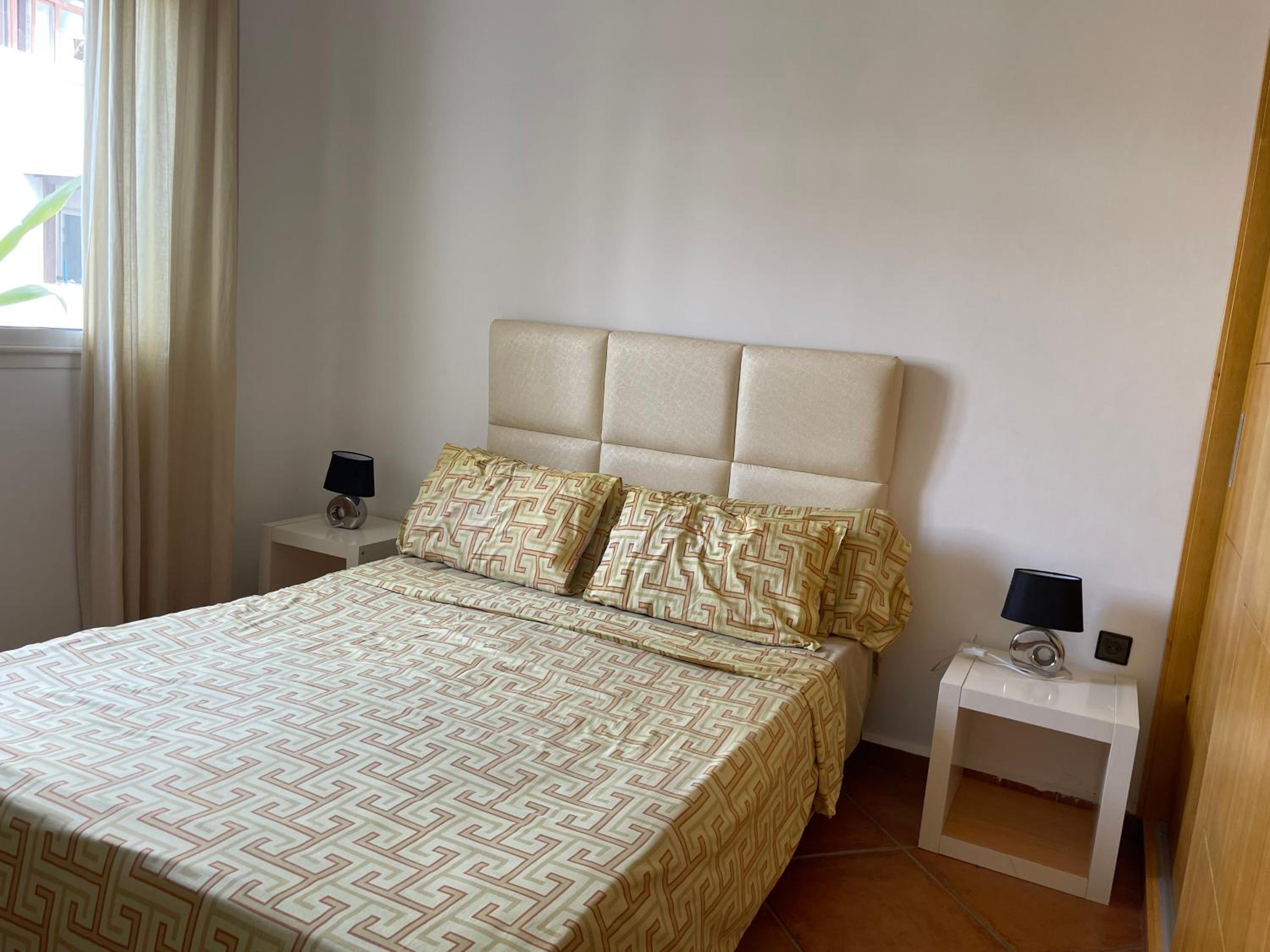 superbe appartement en complexe avec piscine