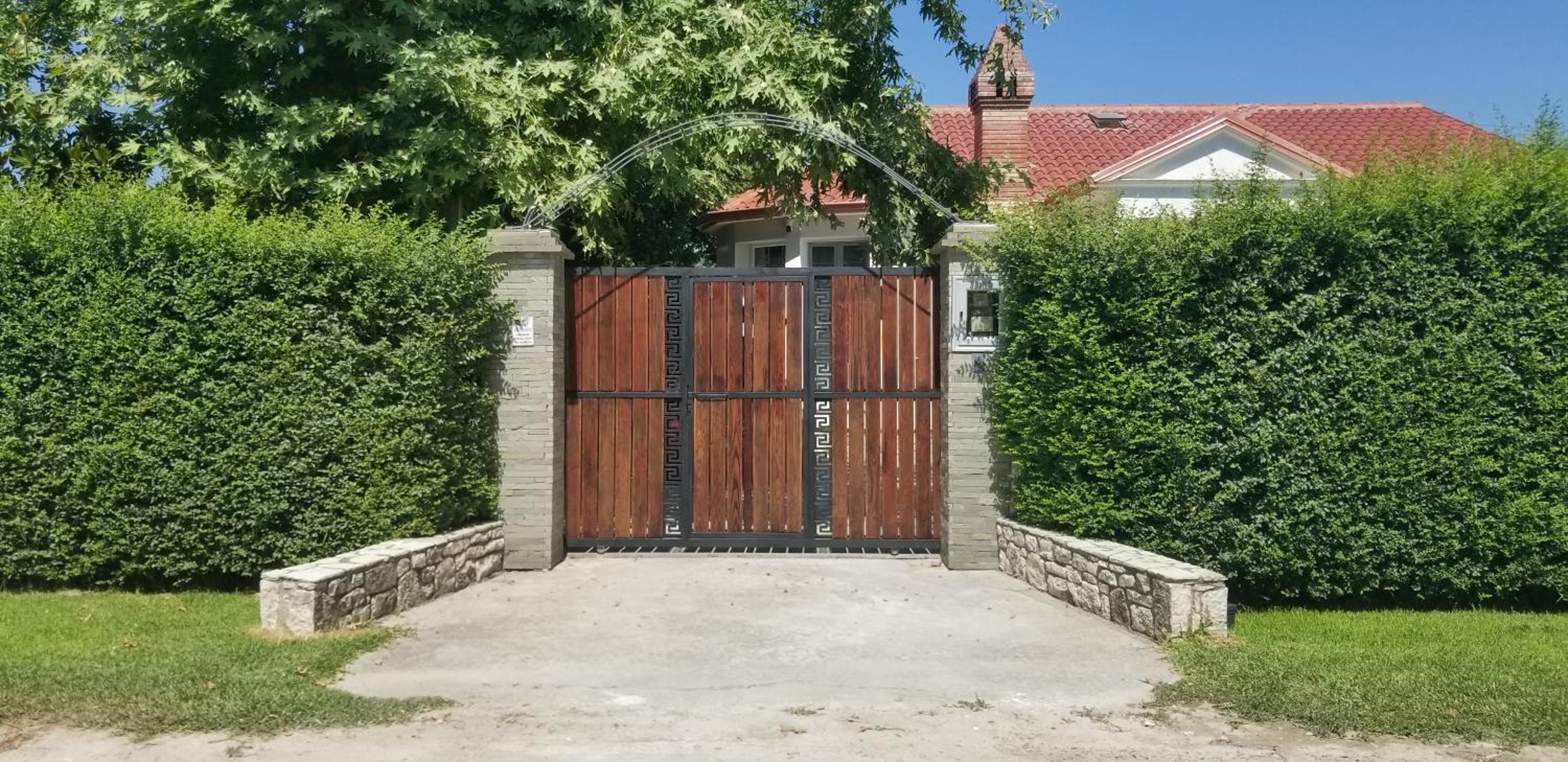 Country House Bubullime Albania (Villa - Cottage)