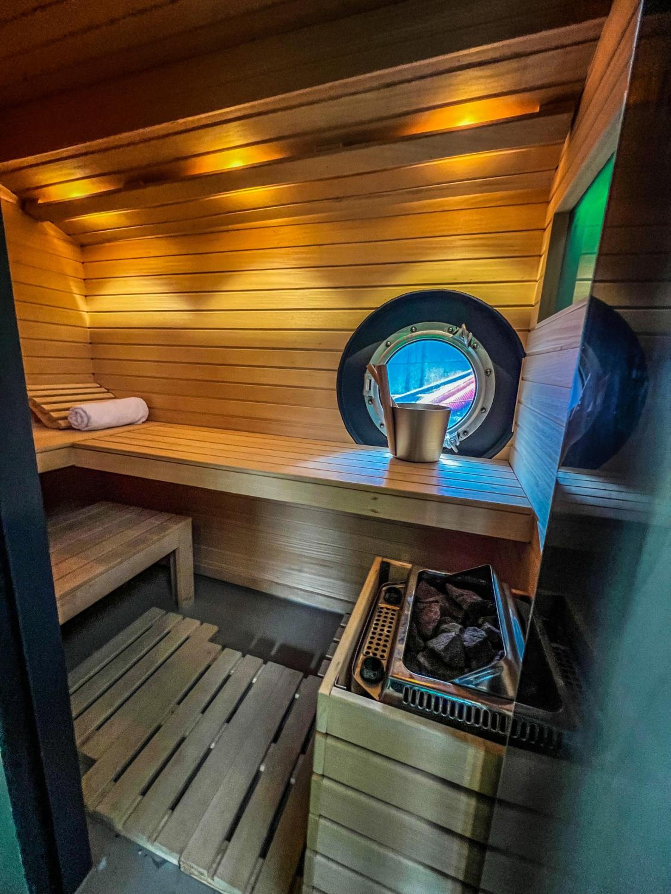 Boat & Boost Amsterdam