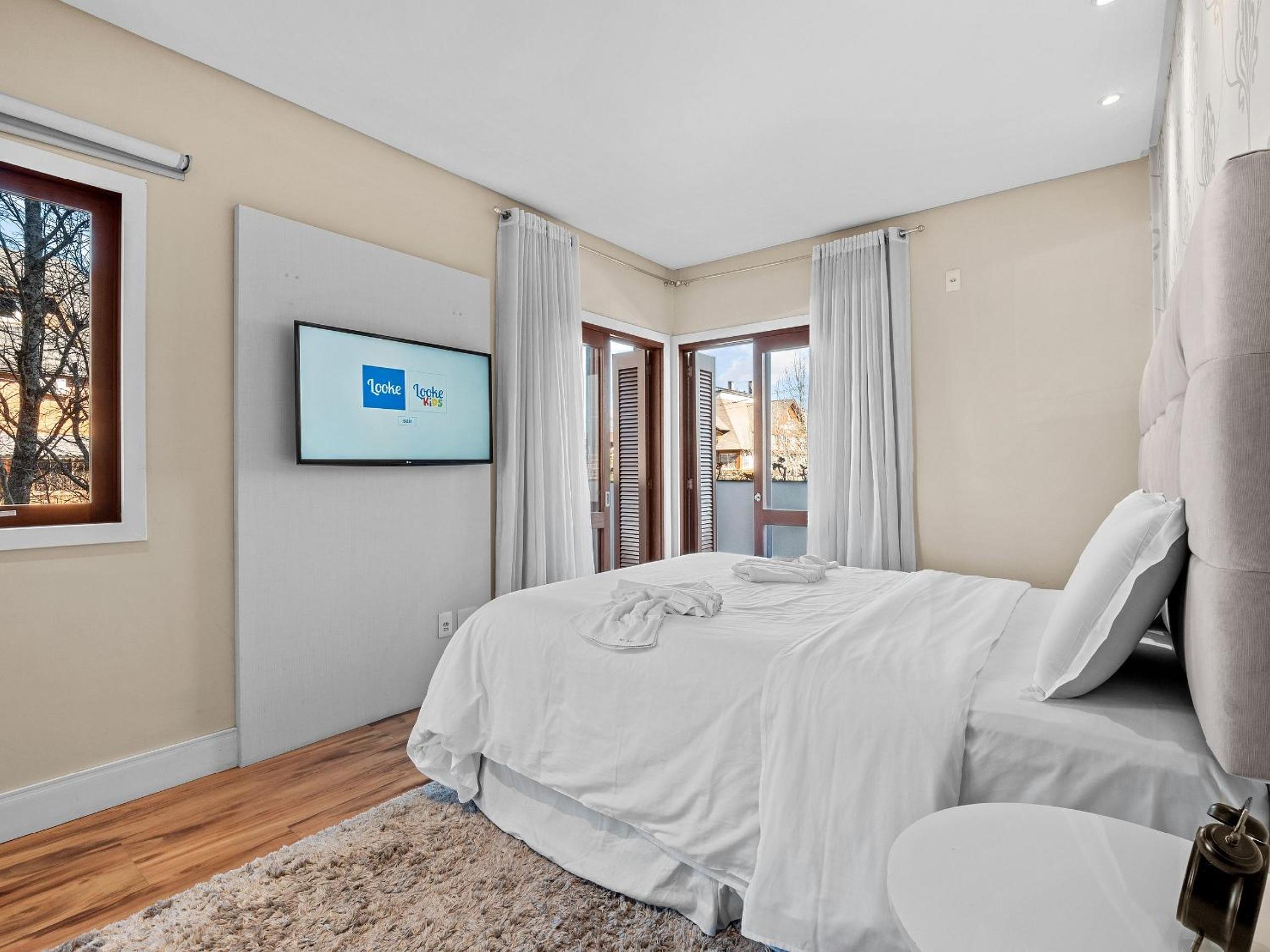 Photo 32