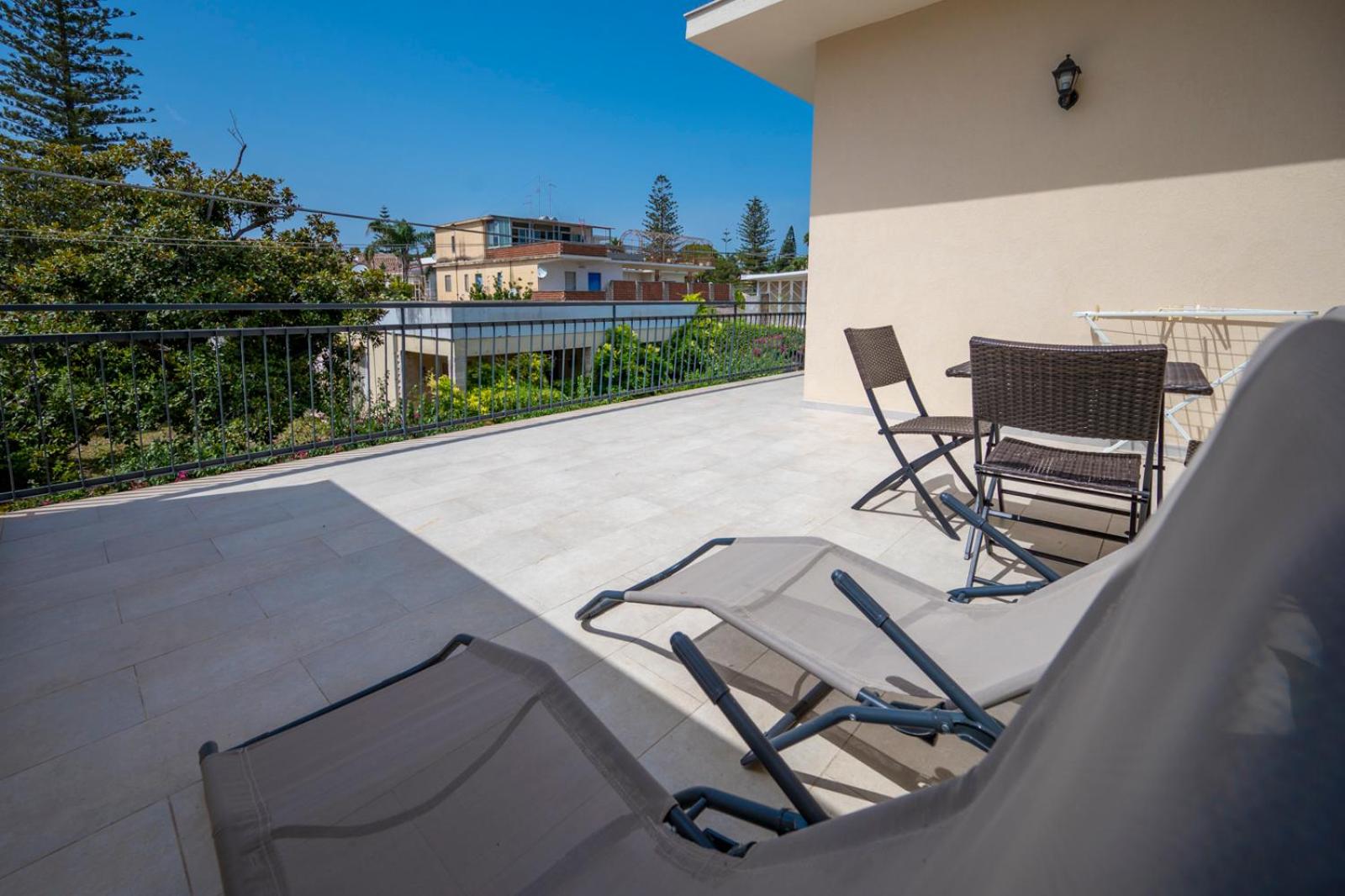 Villa Nisa Apartment Sea View