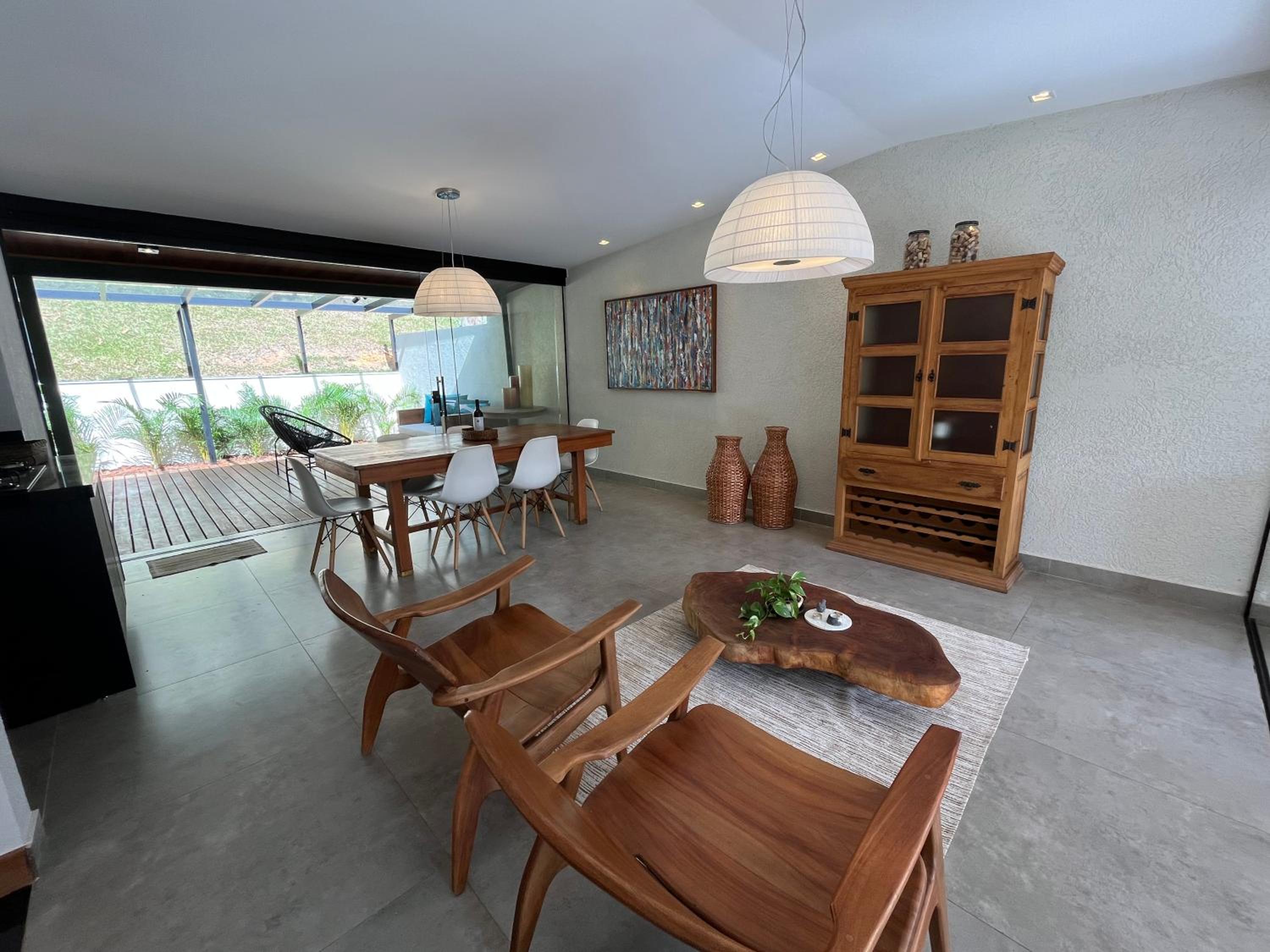 Casa 08 Floresta Boa Vista - Piscina Privativa e Lounge com Deck em Meio à Natureza