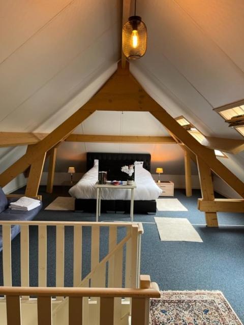 Villa Haagdoorn te Achel, 10 personen, 12 personen op aanvraag, met Ecologisch zwembad in een oase van rust!