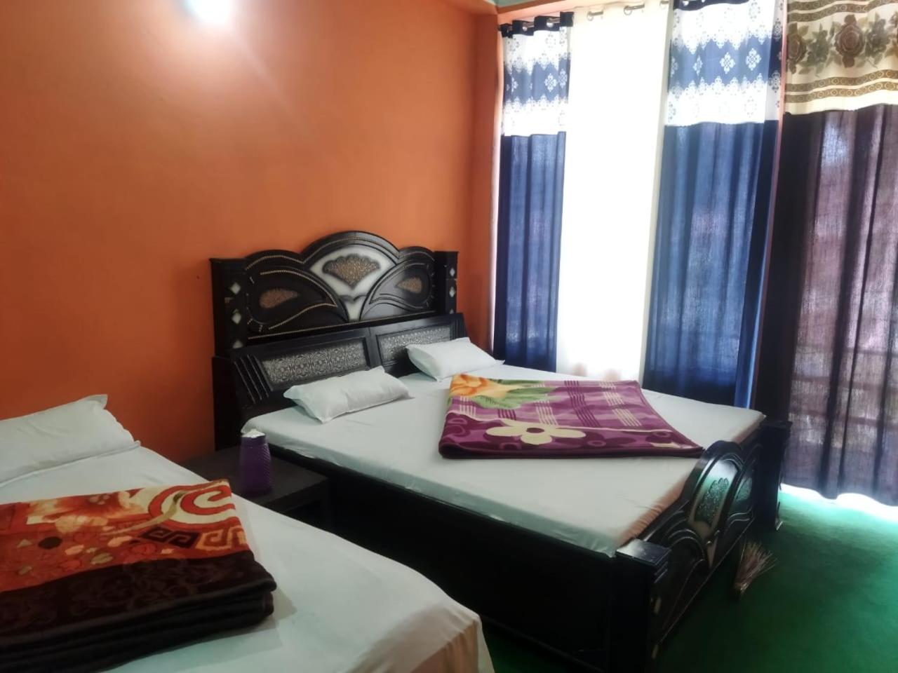 Ritik Home Stay Barkot view 2