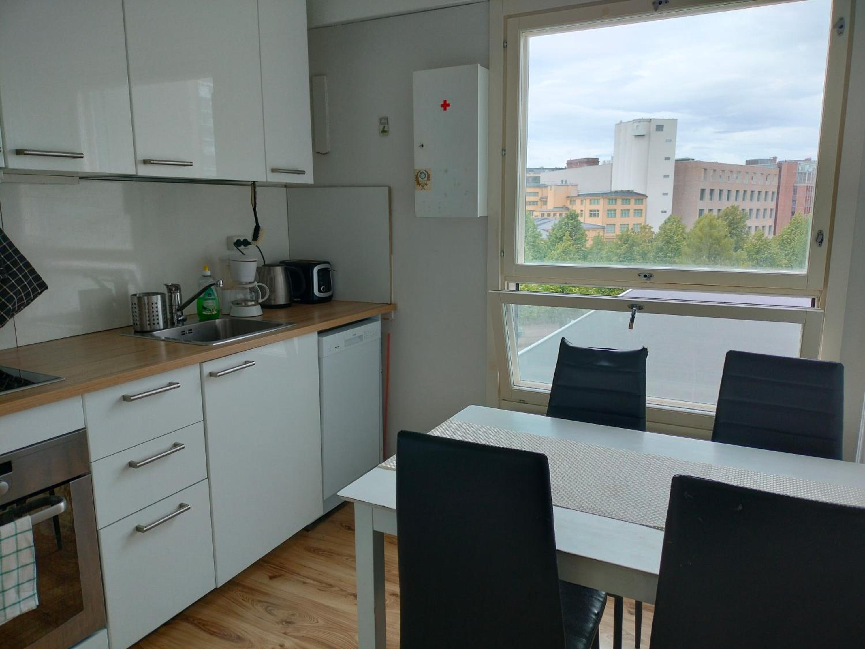 apartment in great location view 4