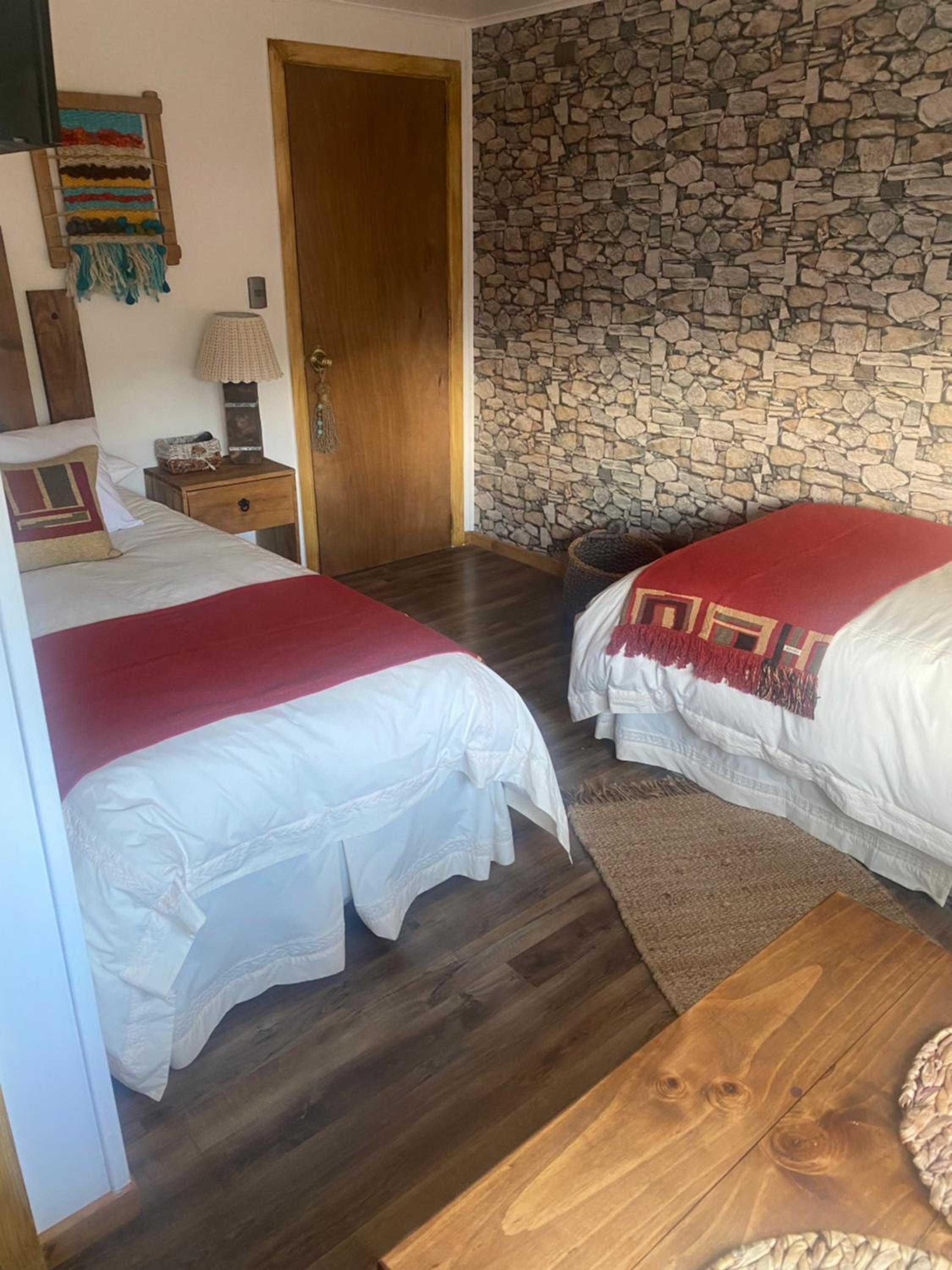 Hostal Lago Cóndor