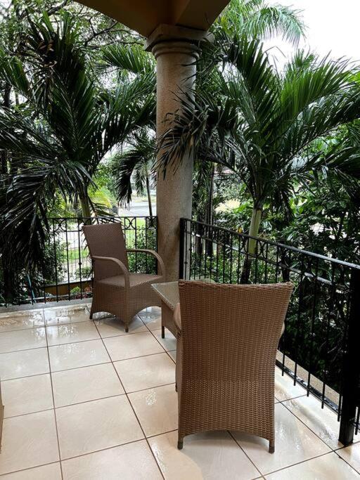 1 Bedroom with pool and walking distance to beach